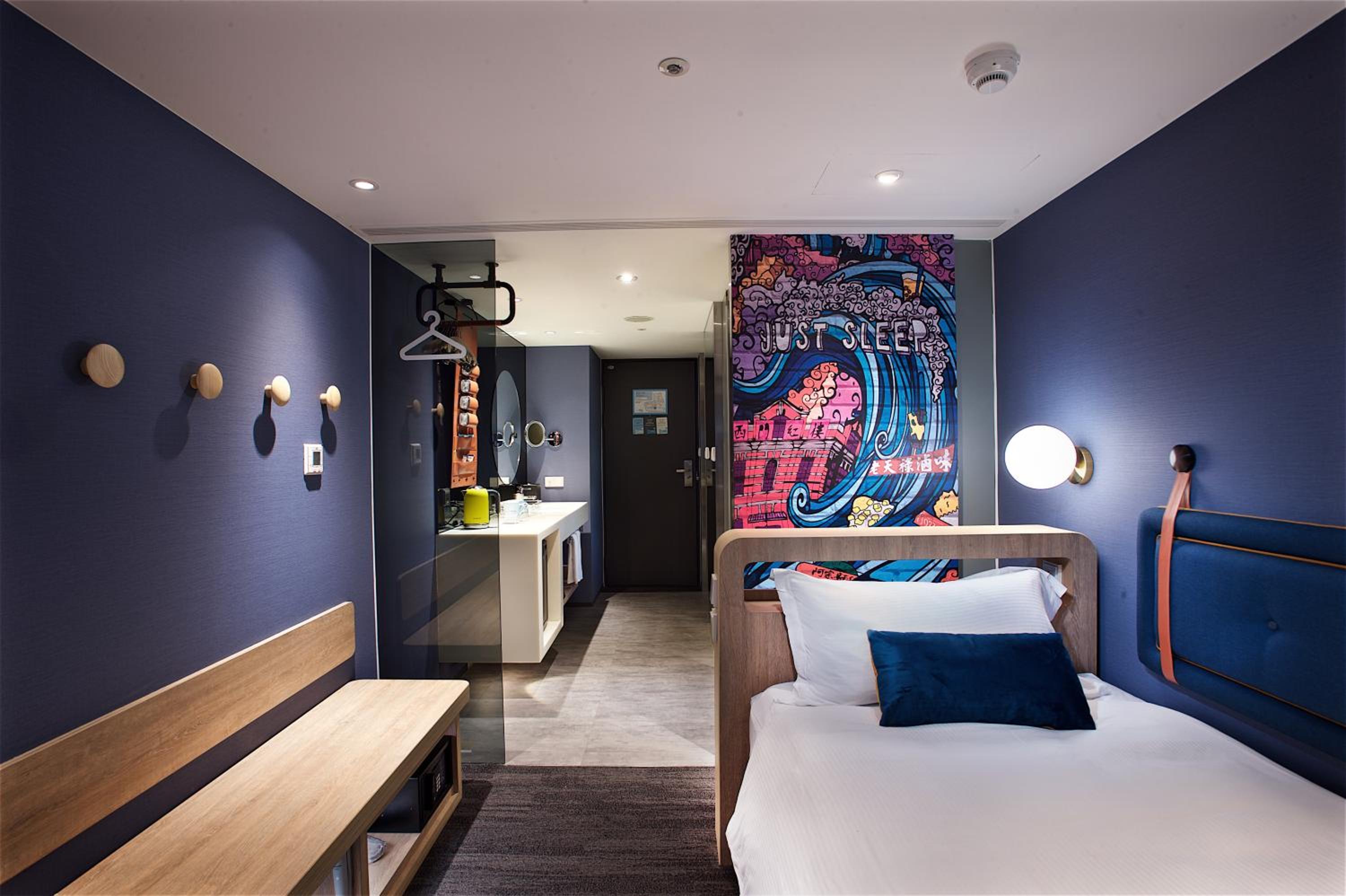 Available room