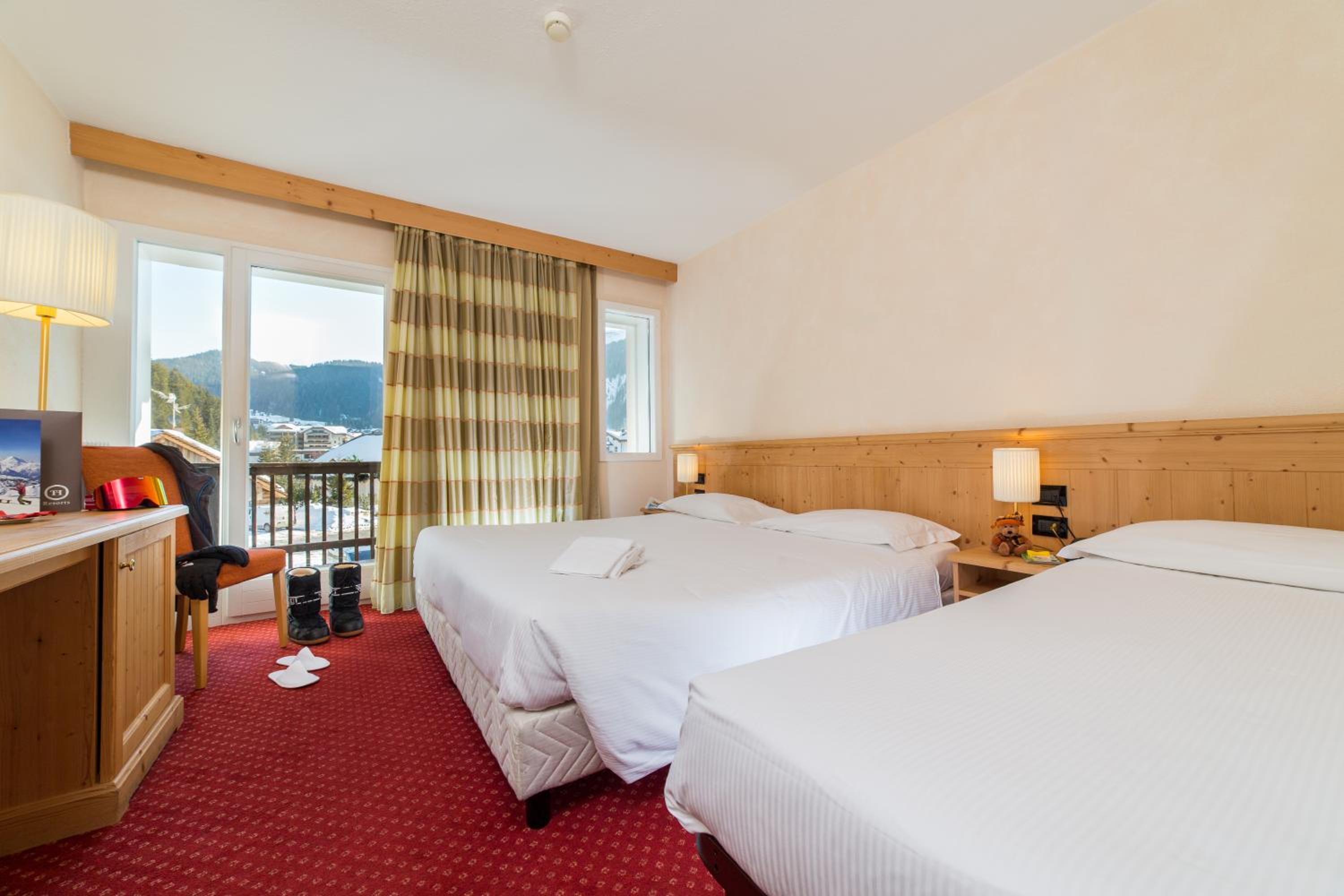 Standard Triple Room (2 Adults + 1 Child) photo 1
