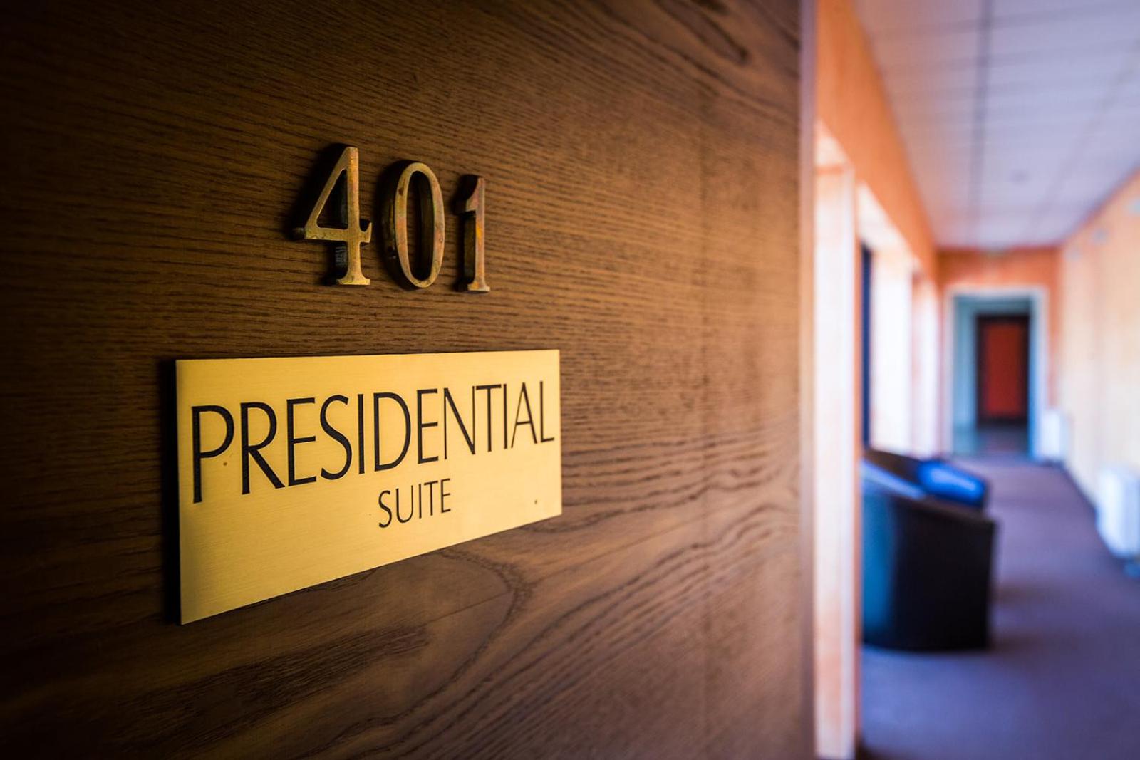 Presidential Suite photo 3