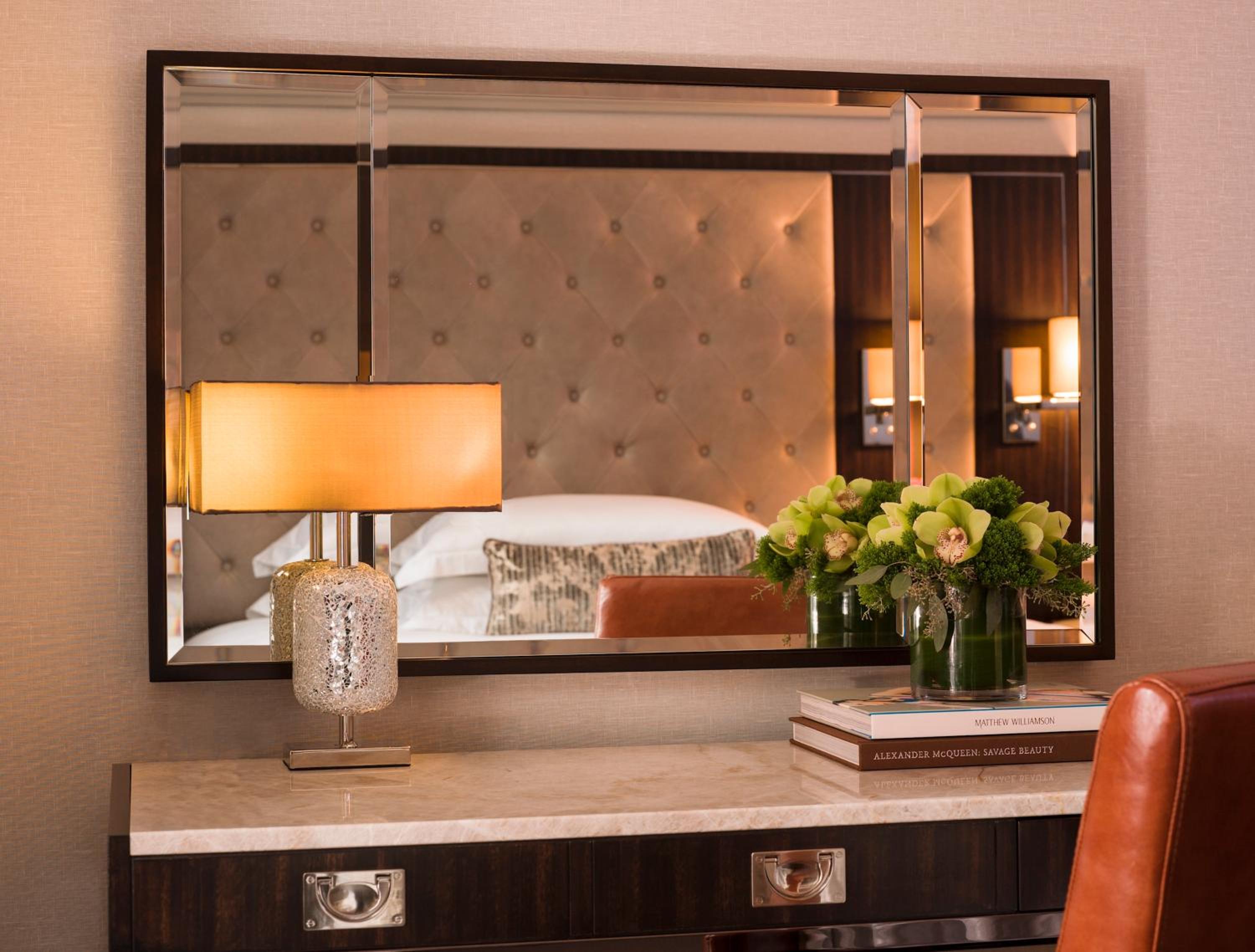 King Room with View thumbnail 6