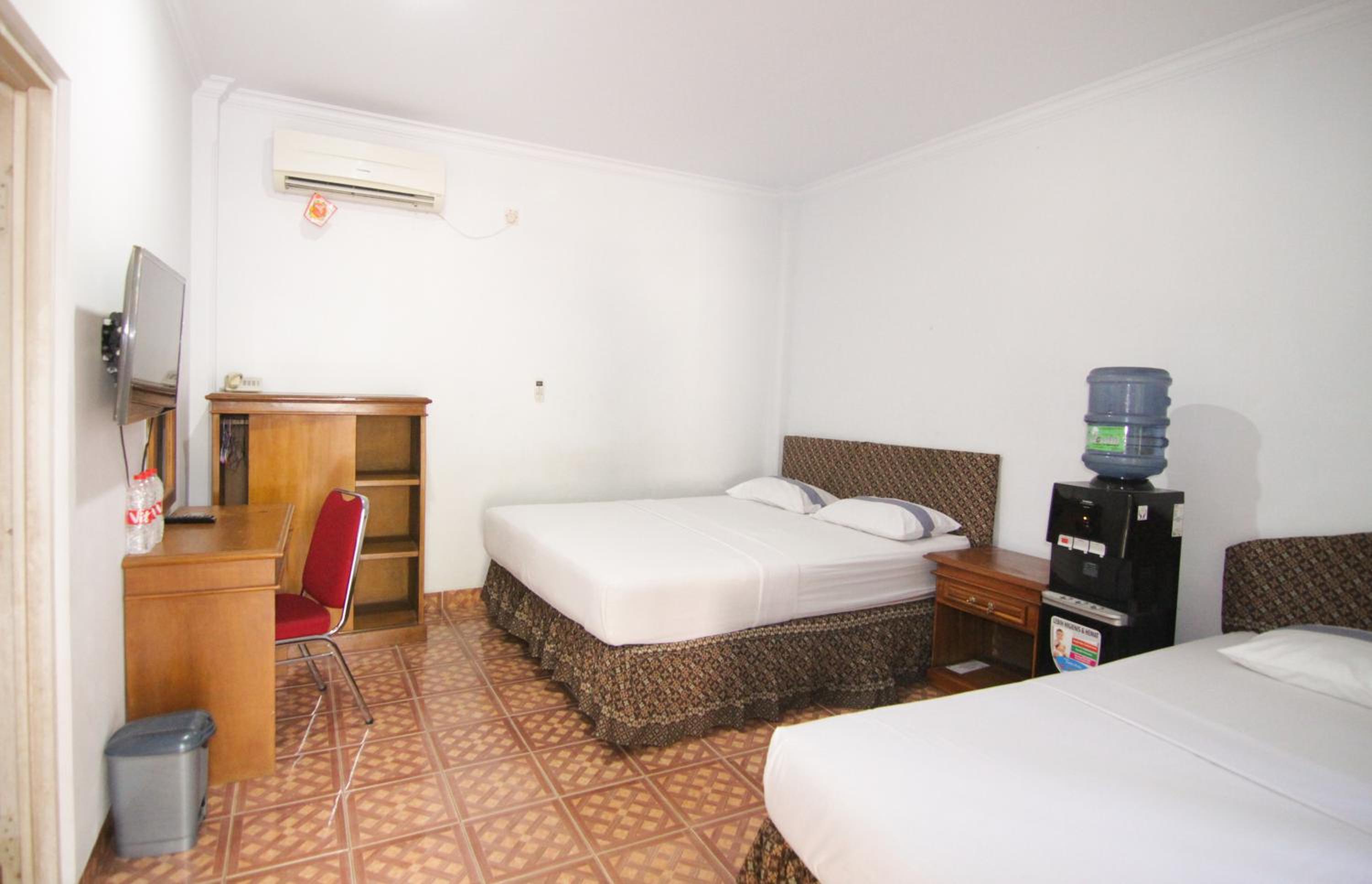 Deluxe Room - Photo 2