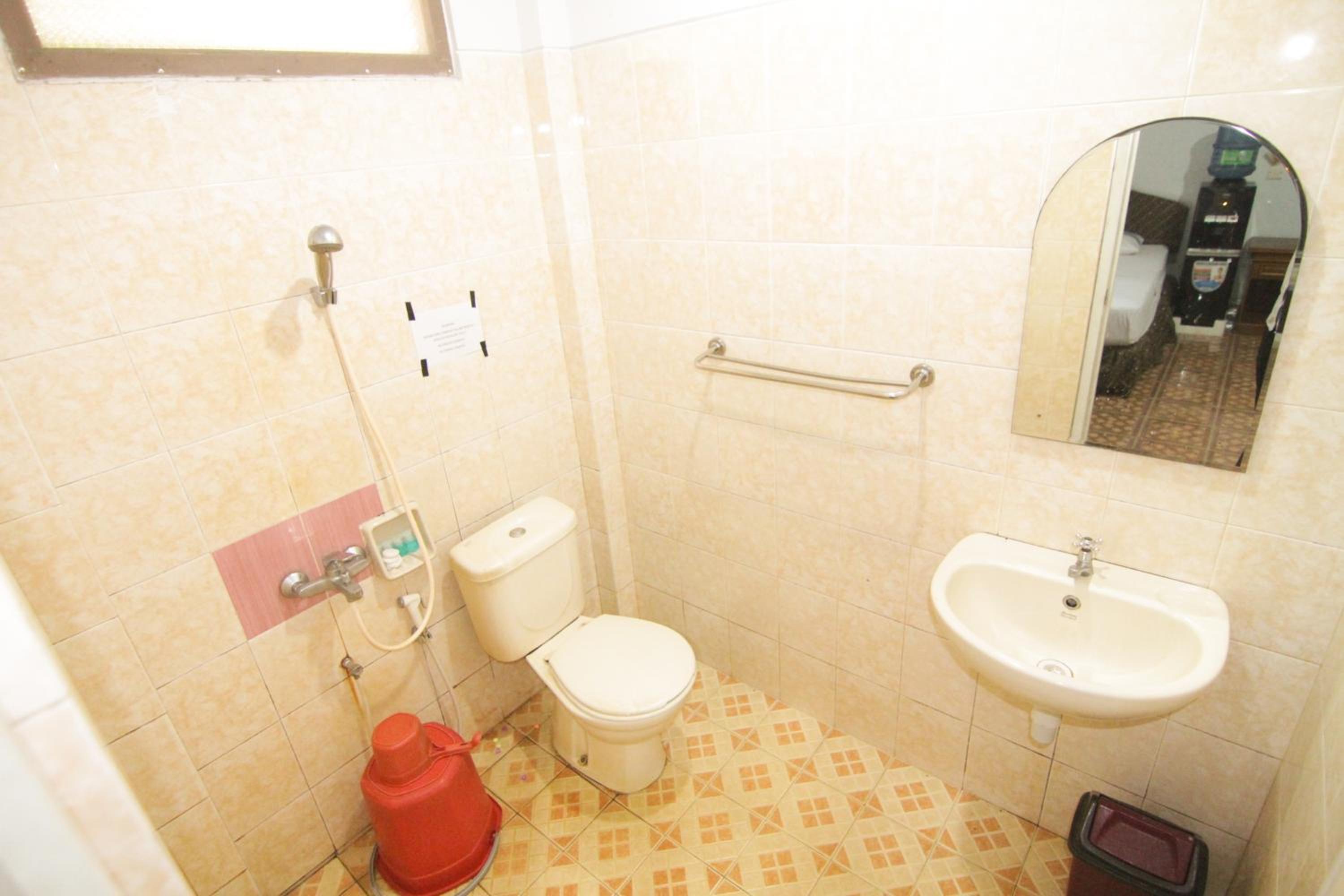 Deluxe Room - Photo 4