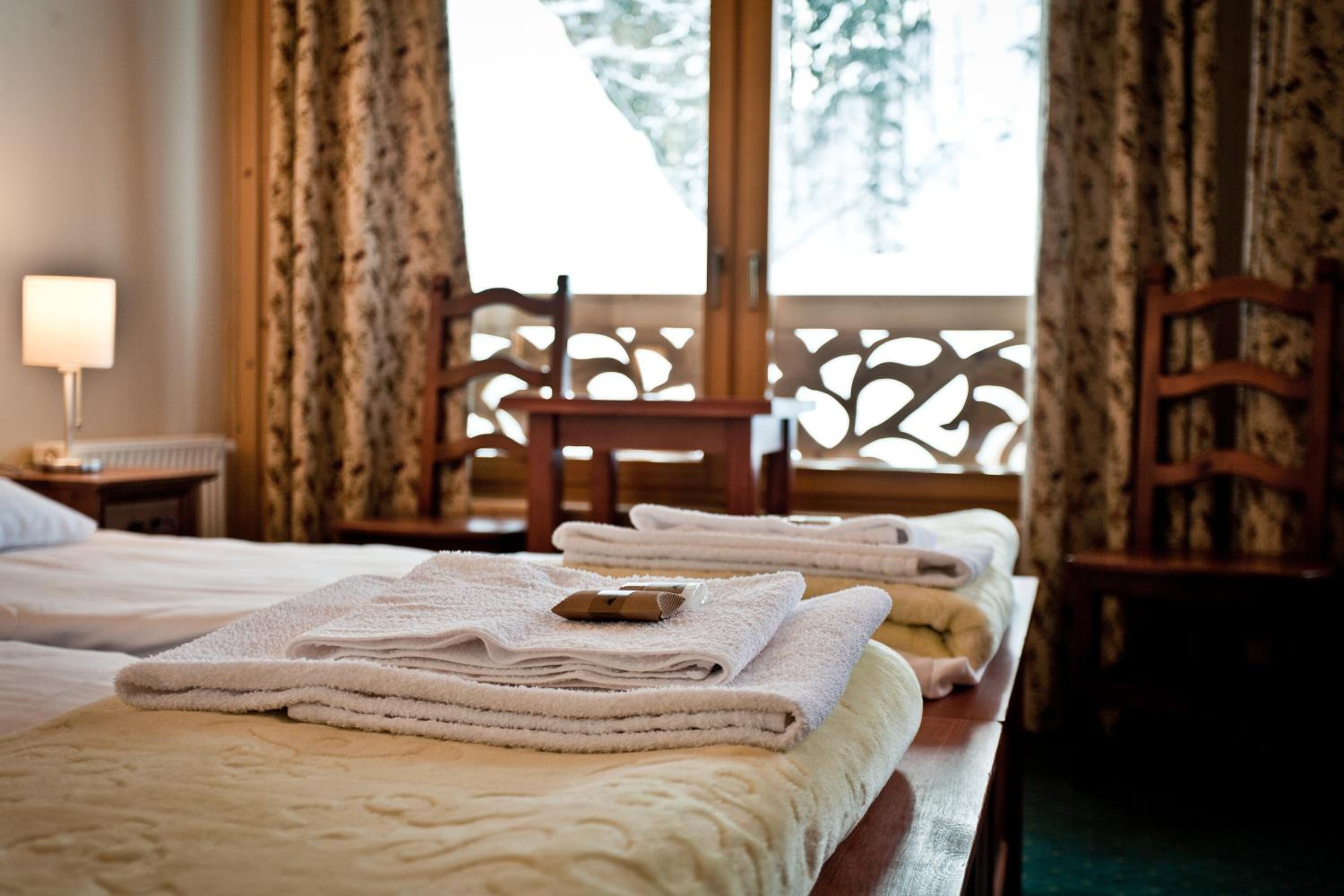 Twin Room - Photo 4