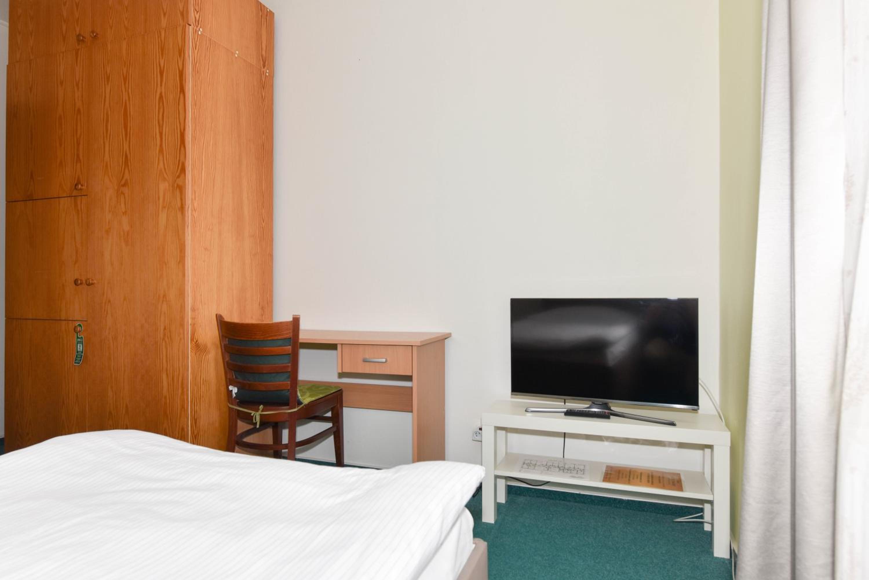 Single Room photo 3