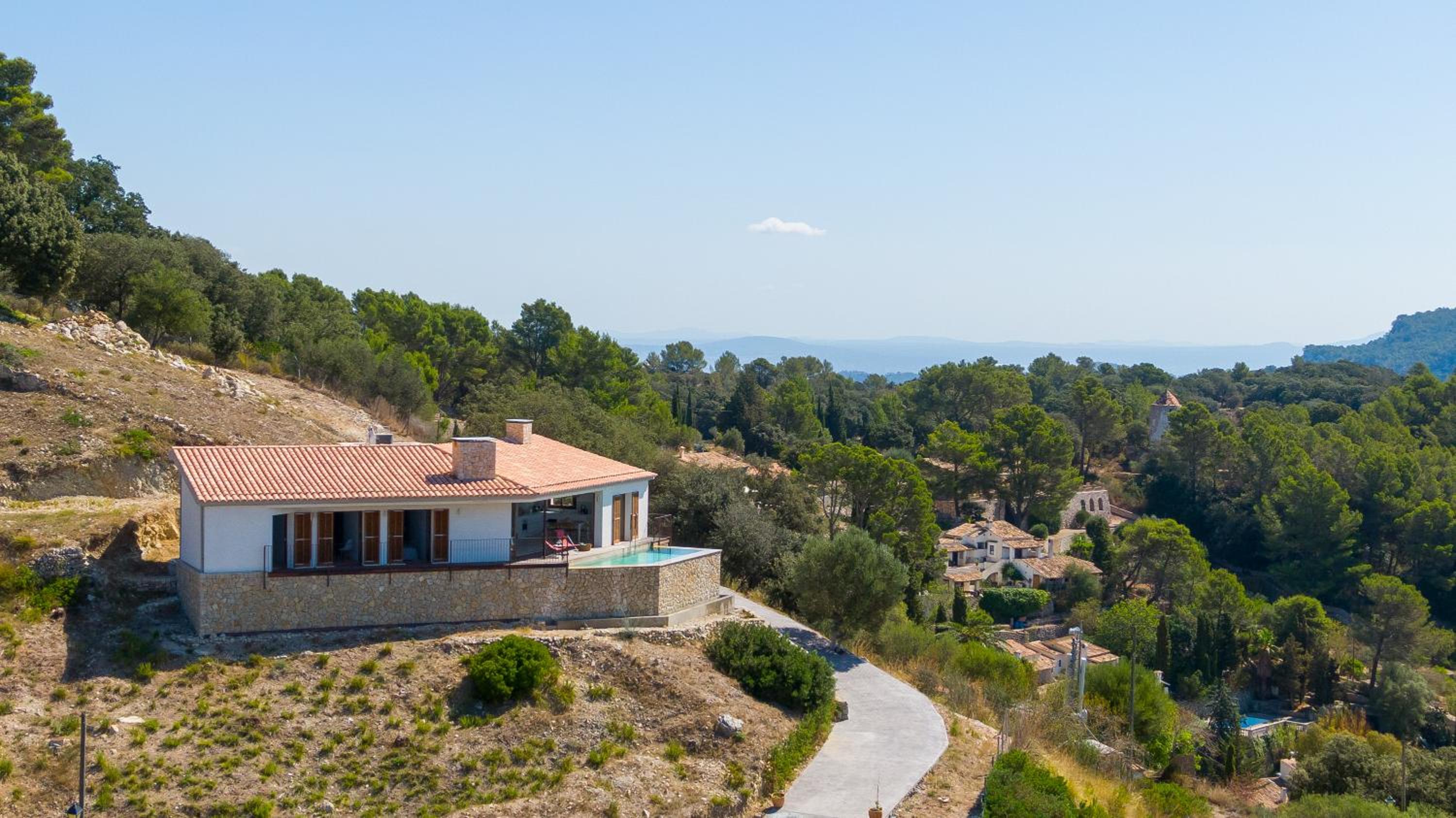 Villa with Private Pool photo 3