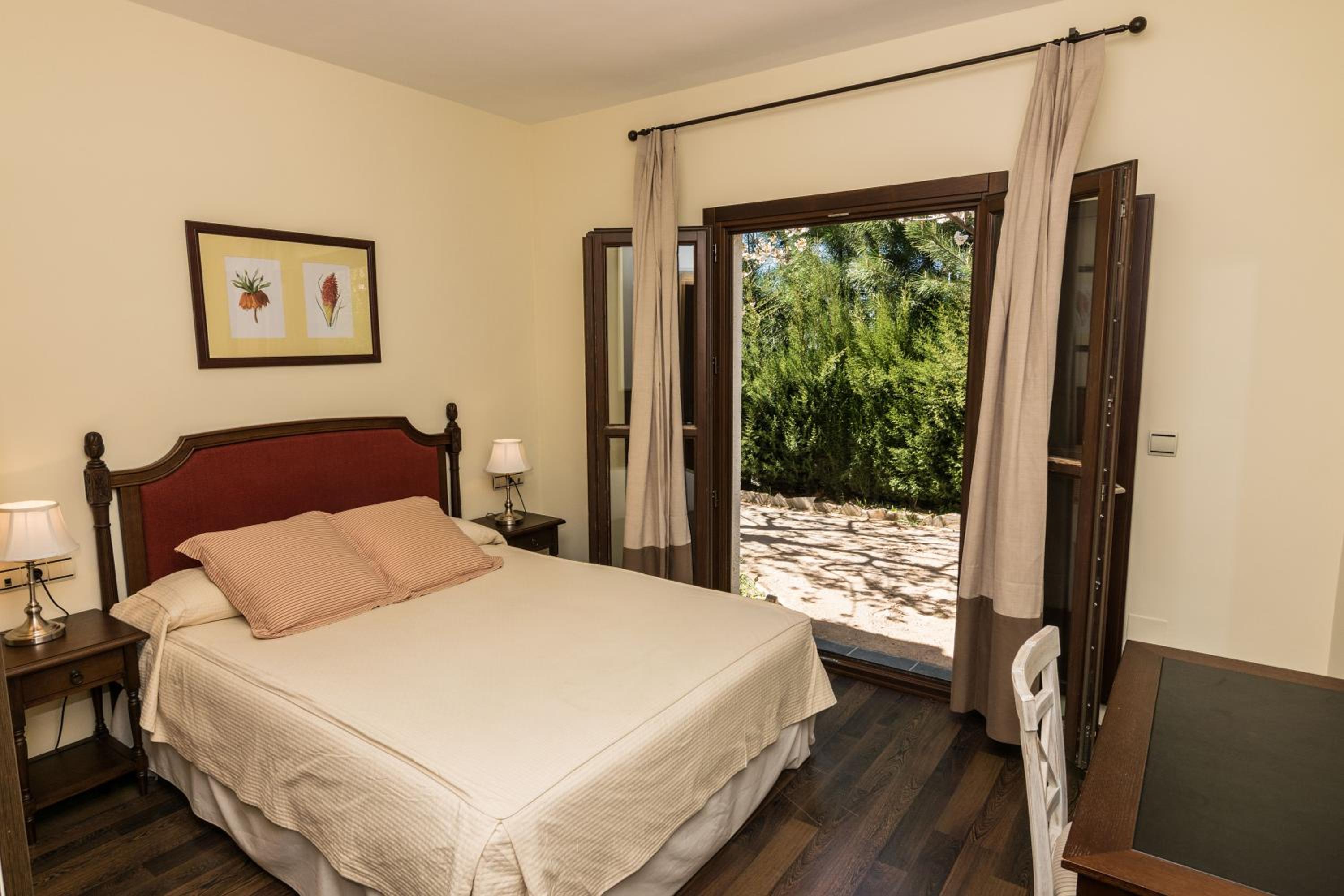 Double Room - Photo 1