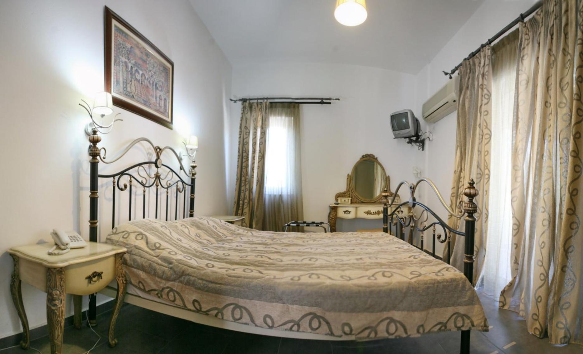 Two-Bedroom Apartment - Photo 1