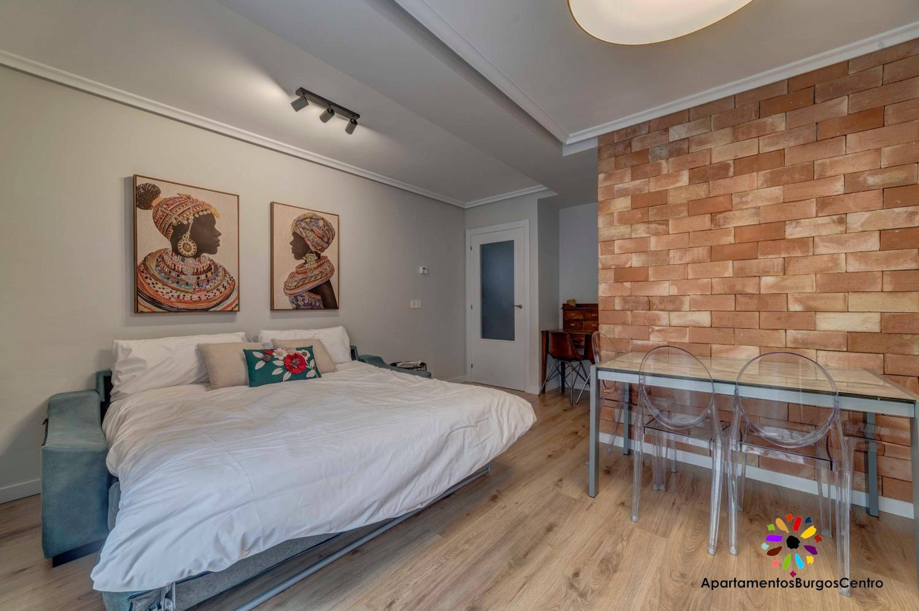Two-Bedroom Apartment and Balcony