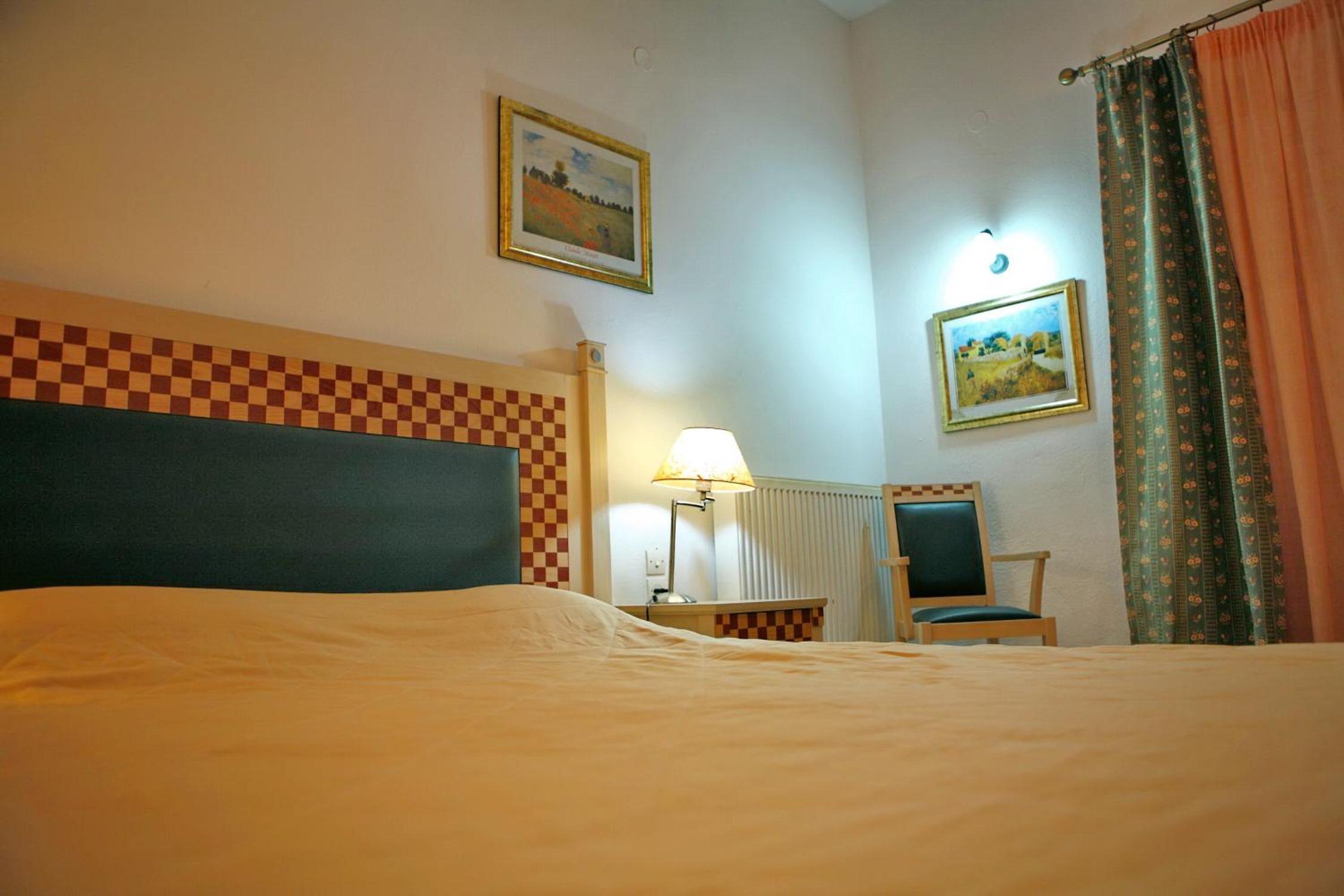Standard Double Room - Photo 1