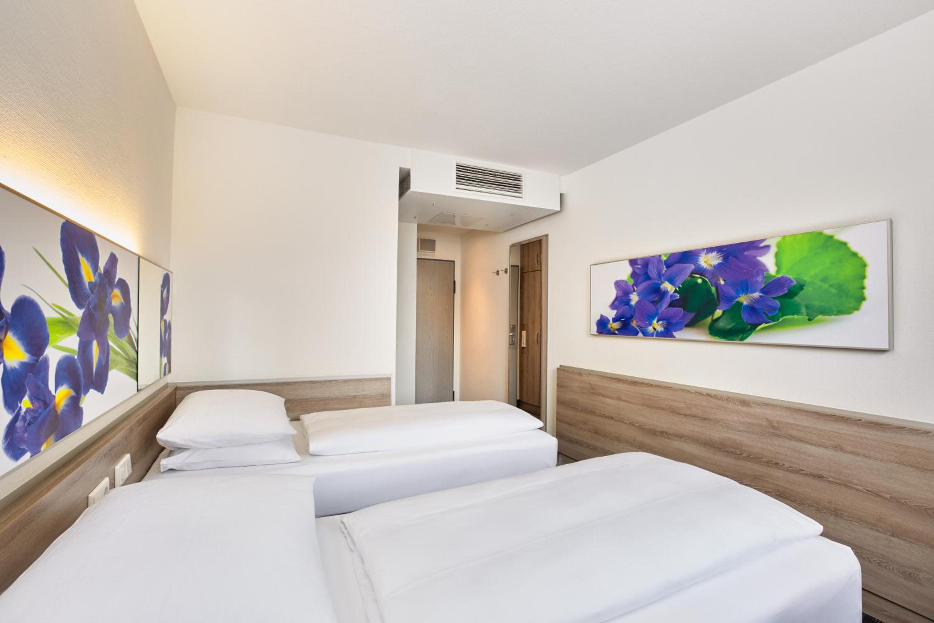 Comfort Triple Room