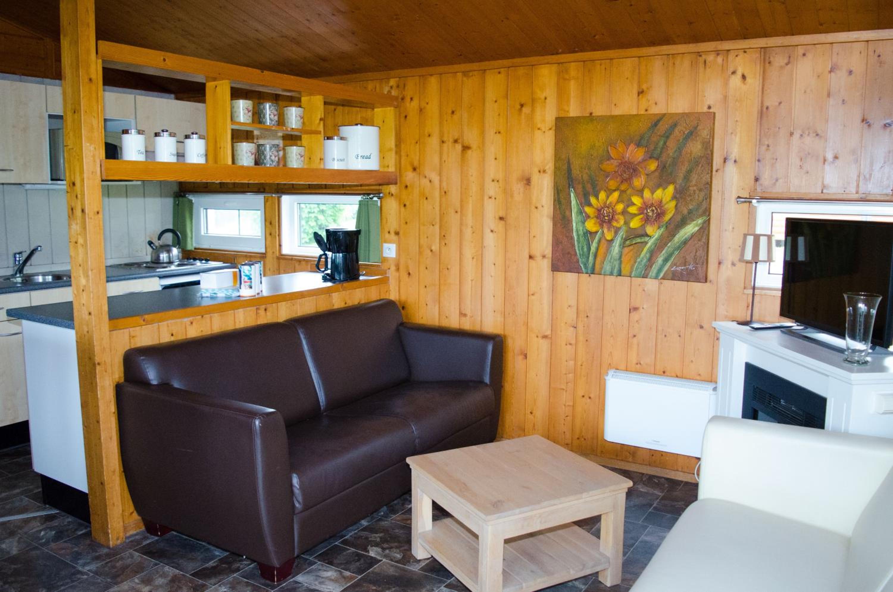 Two-Bedroom Bungalow photo 1