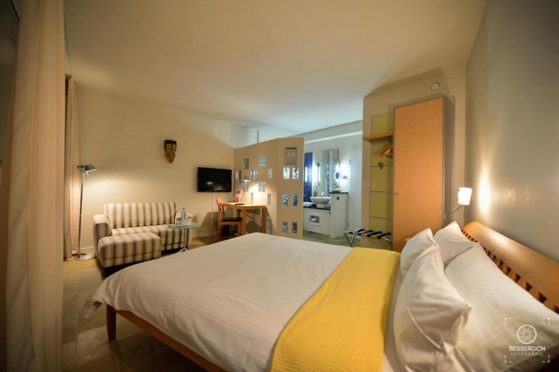Double Room - Photo 17