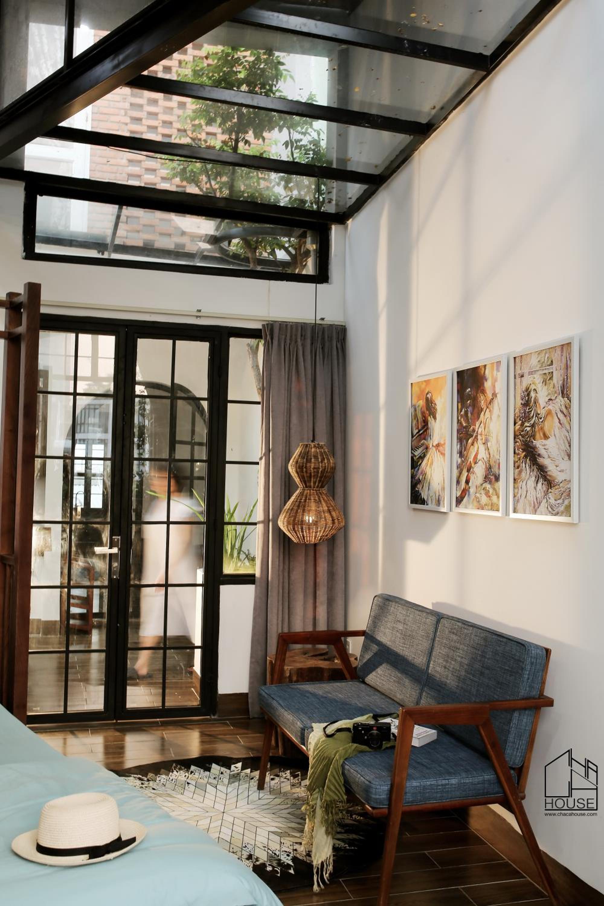 Studio with Garden View