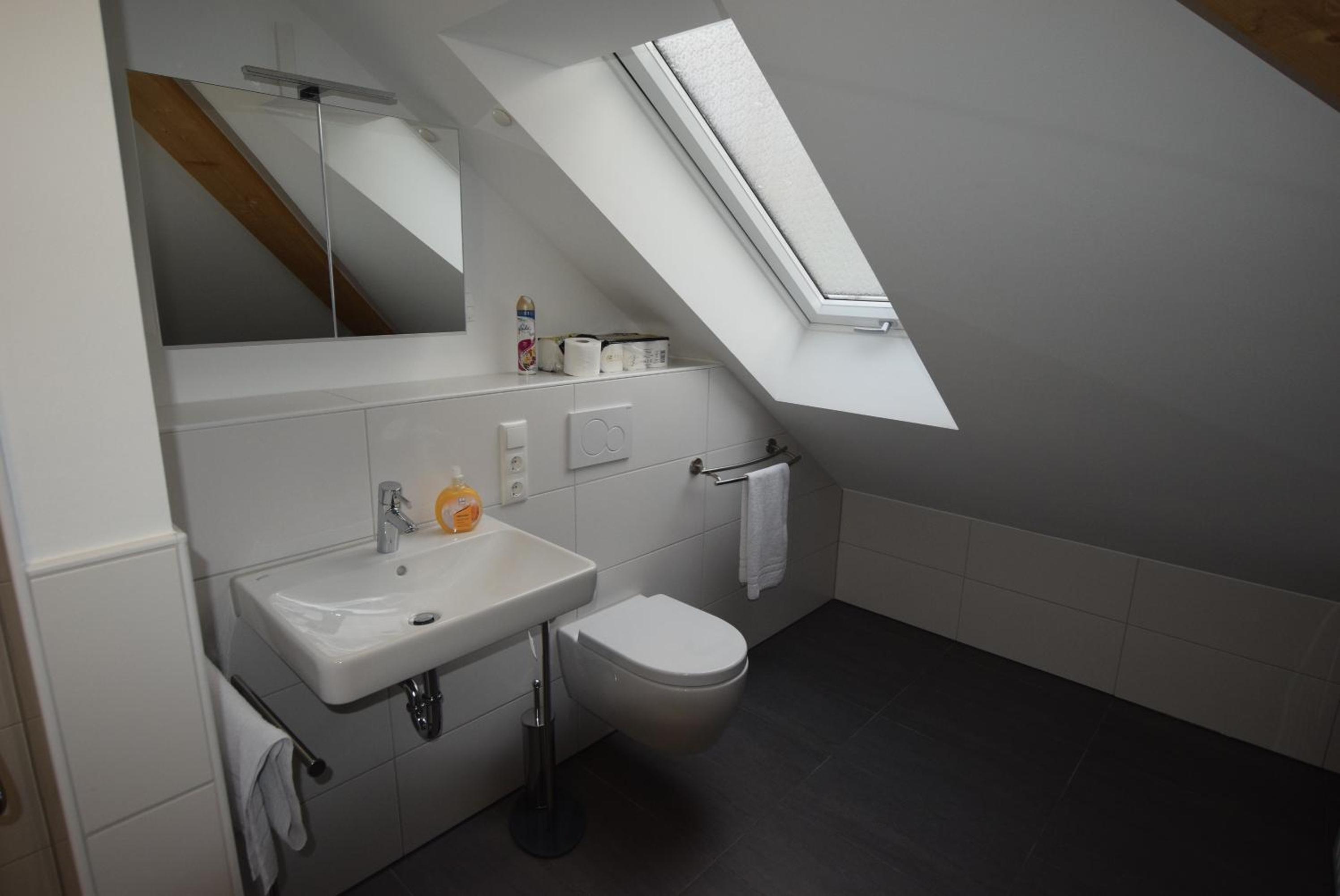 Apartment photo 2