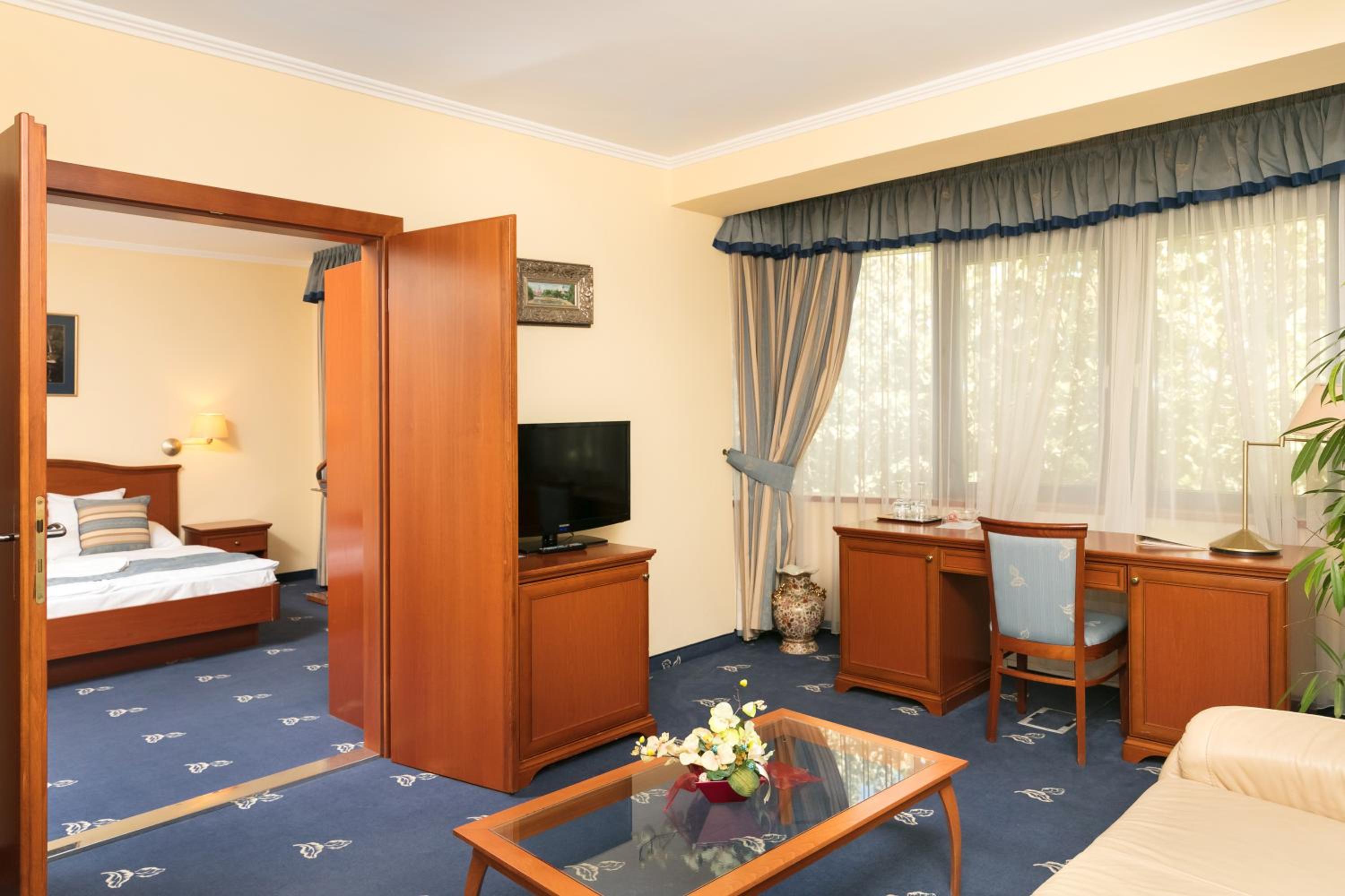 Superior Suite photo 1