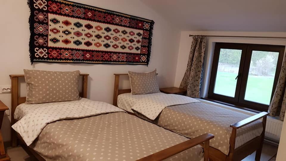 Twin Room - Photo 2