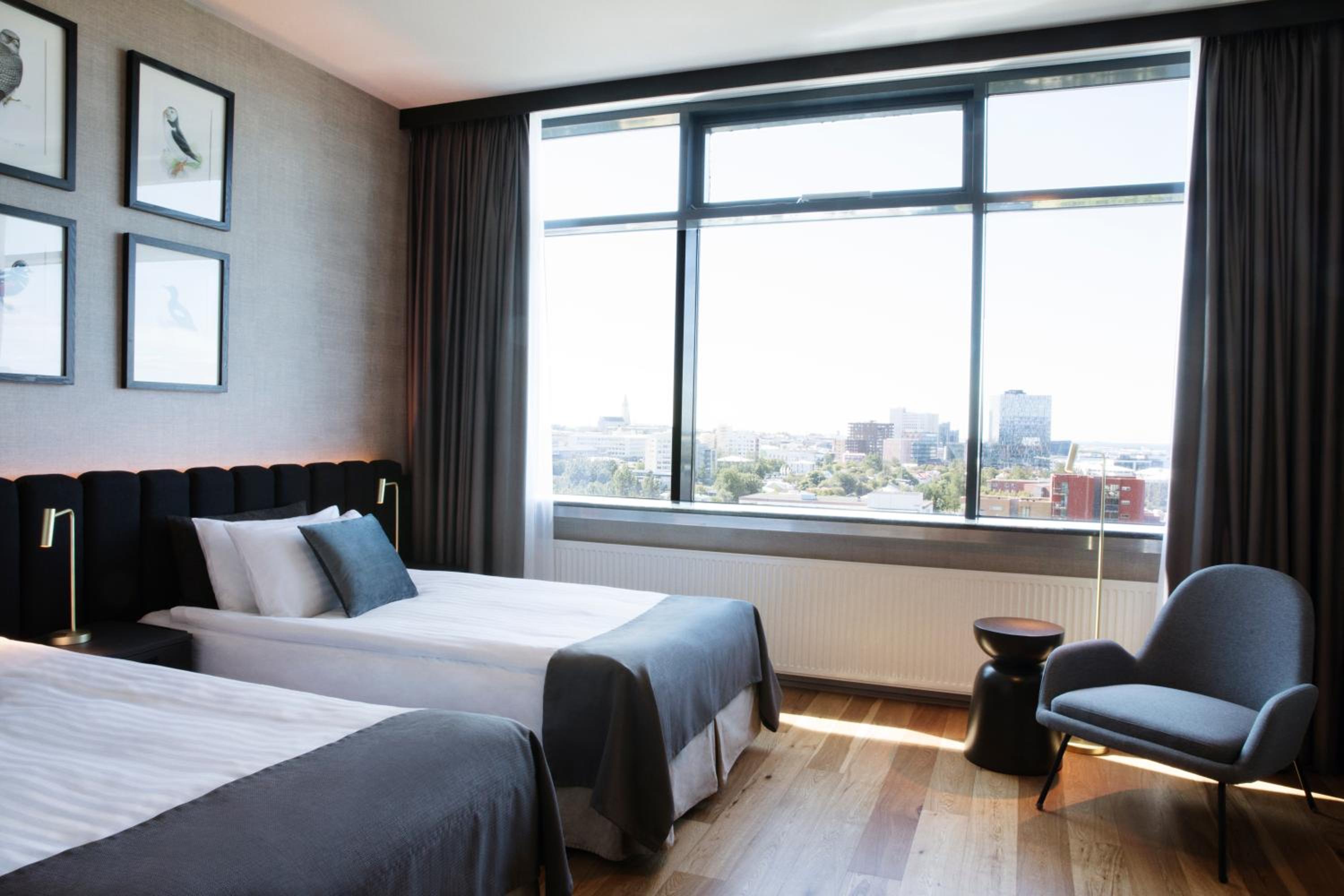 Relax in style with stunning city views!