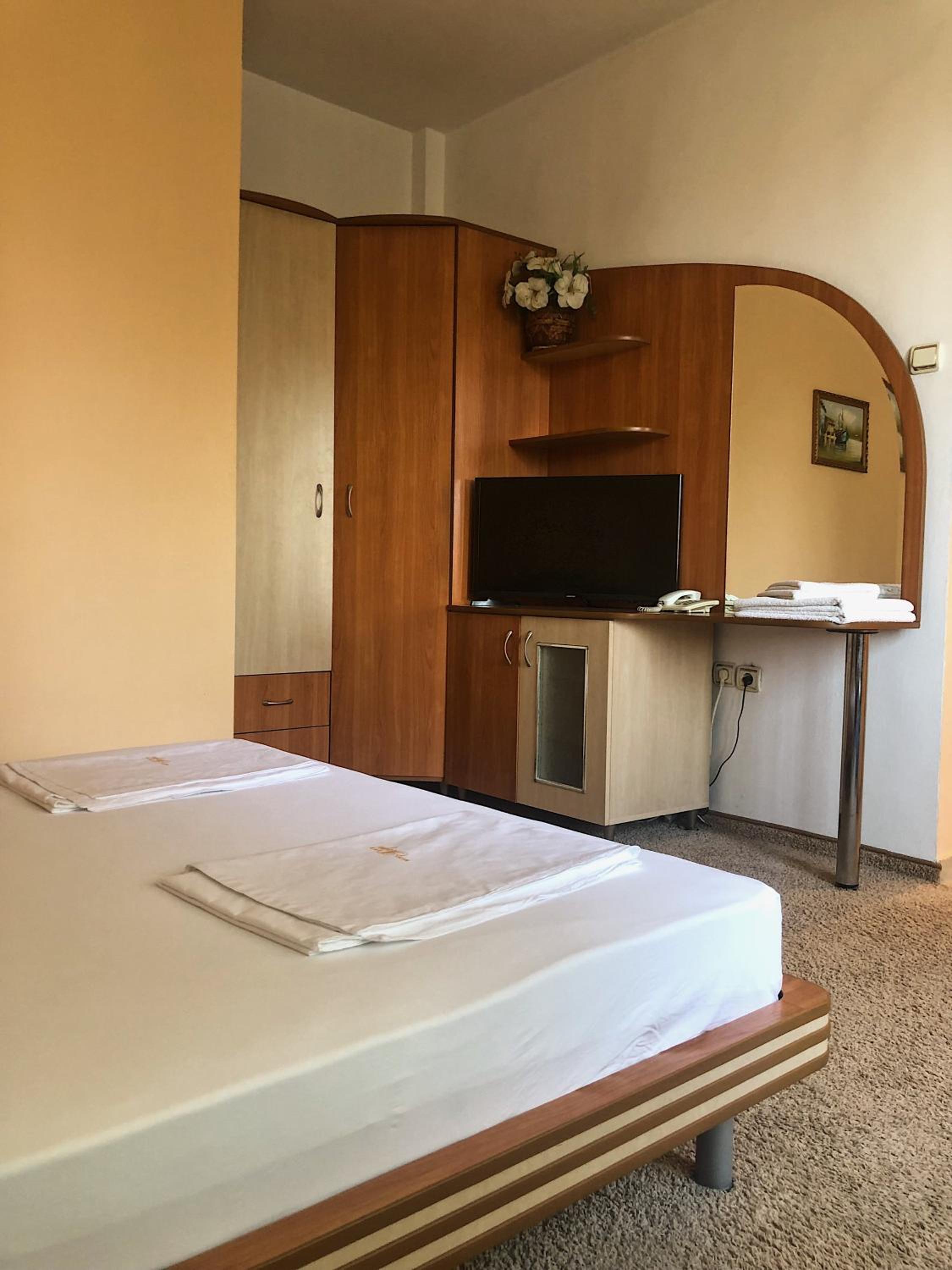 Large Double Room
