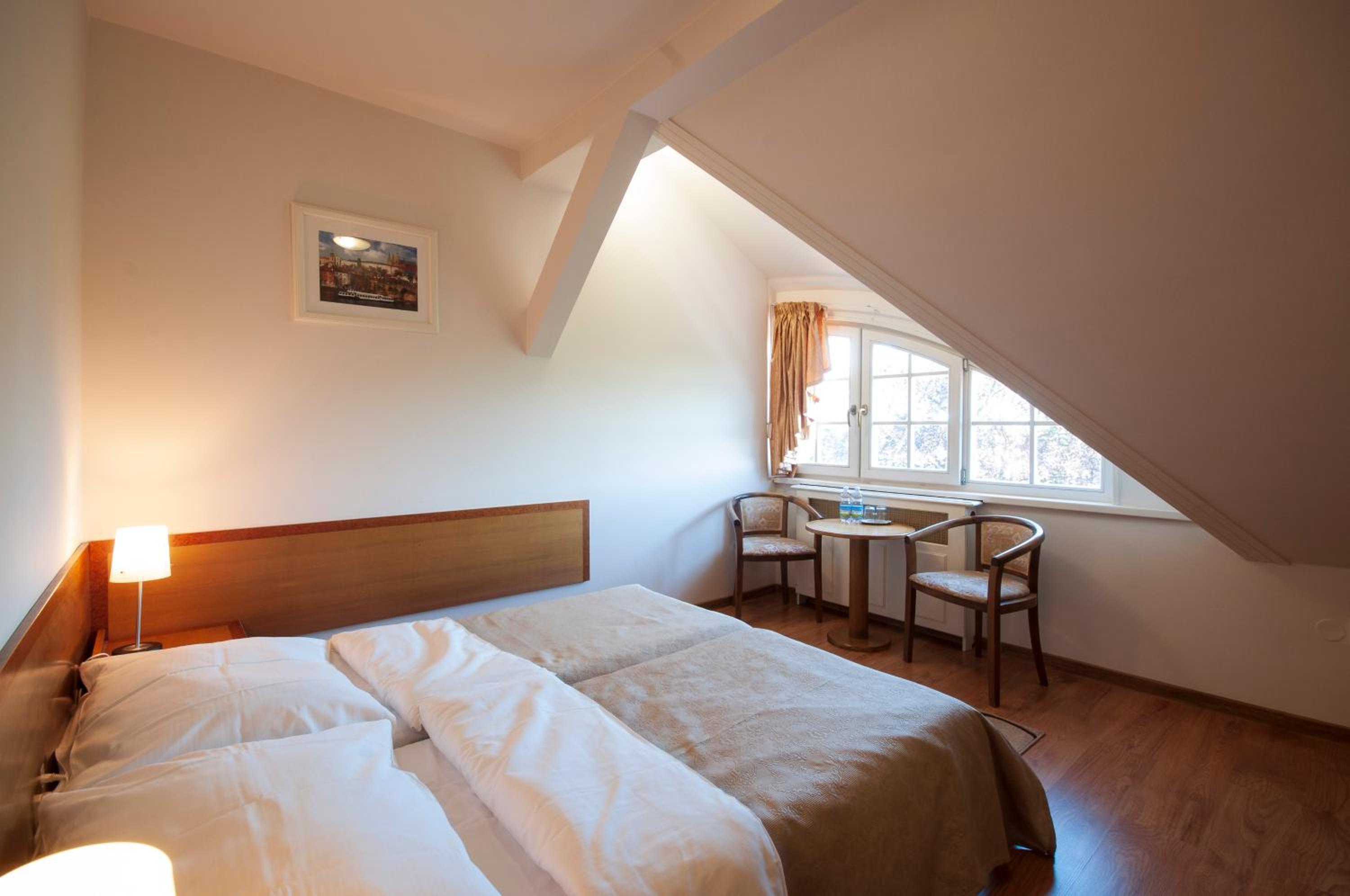 Standard Double or Twin Room photo 1