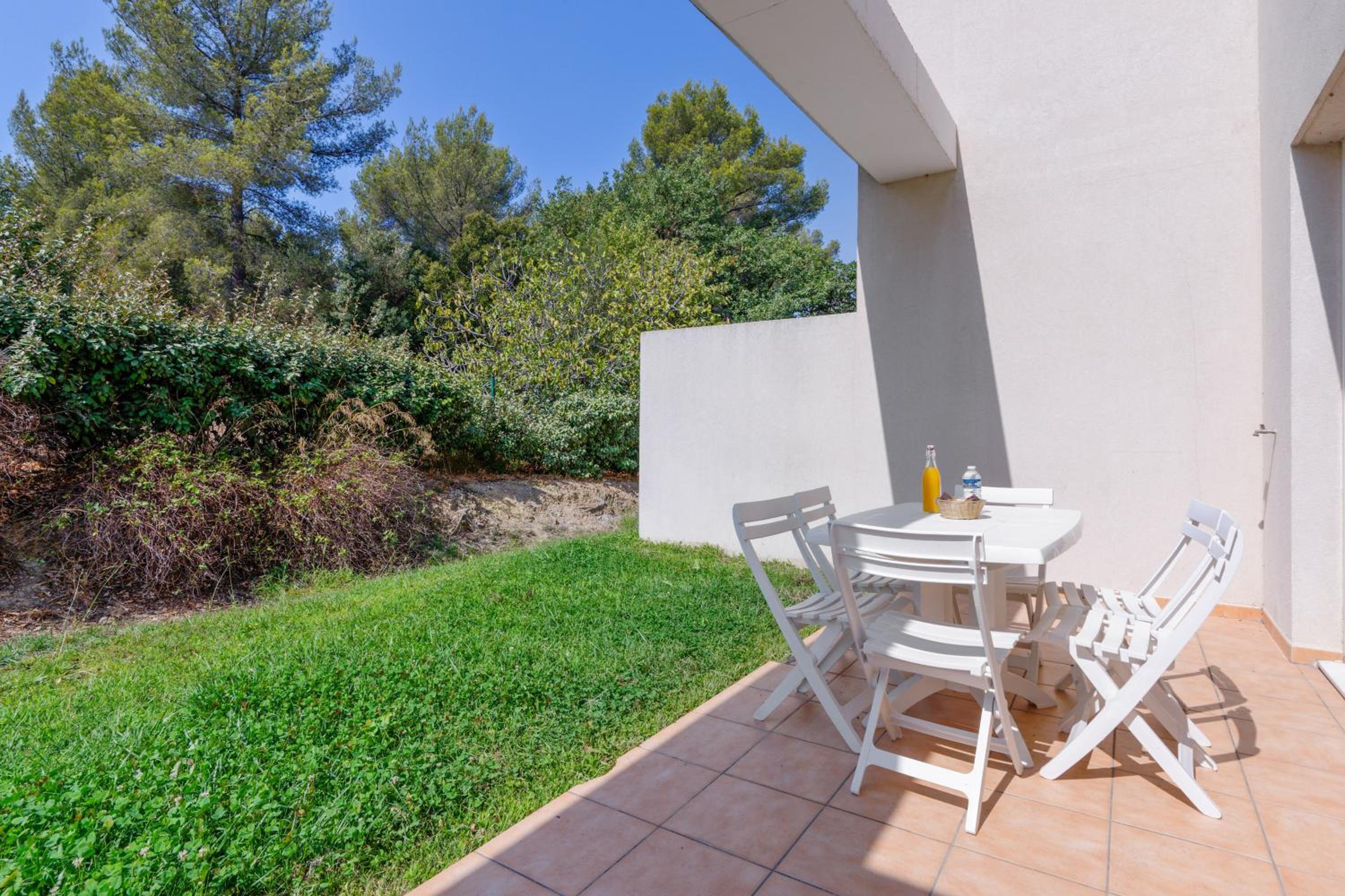 Two Bedrooms Villa - 6 People - Photo 8