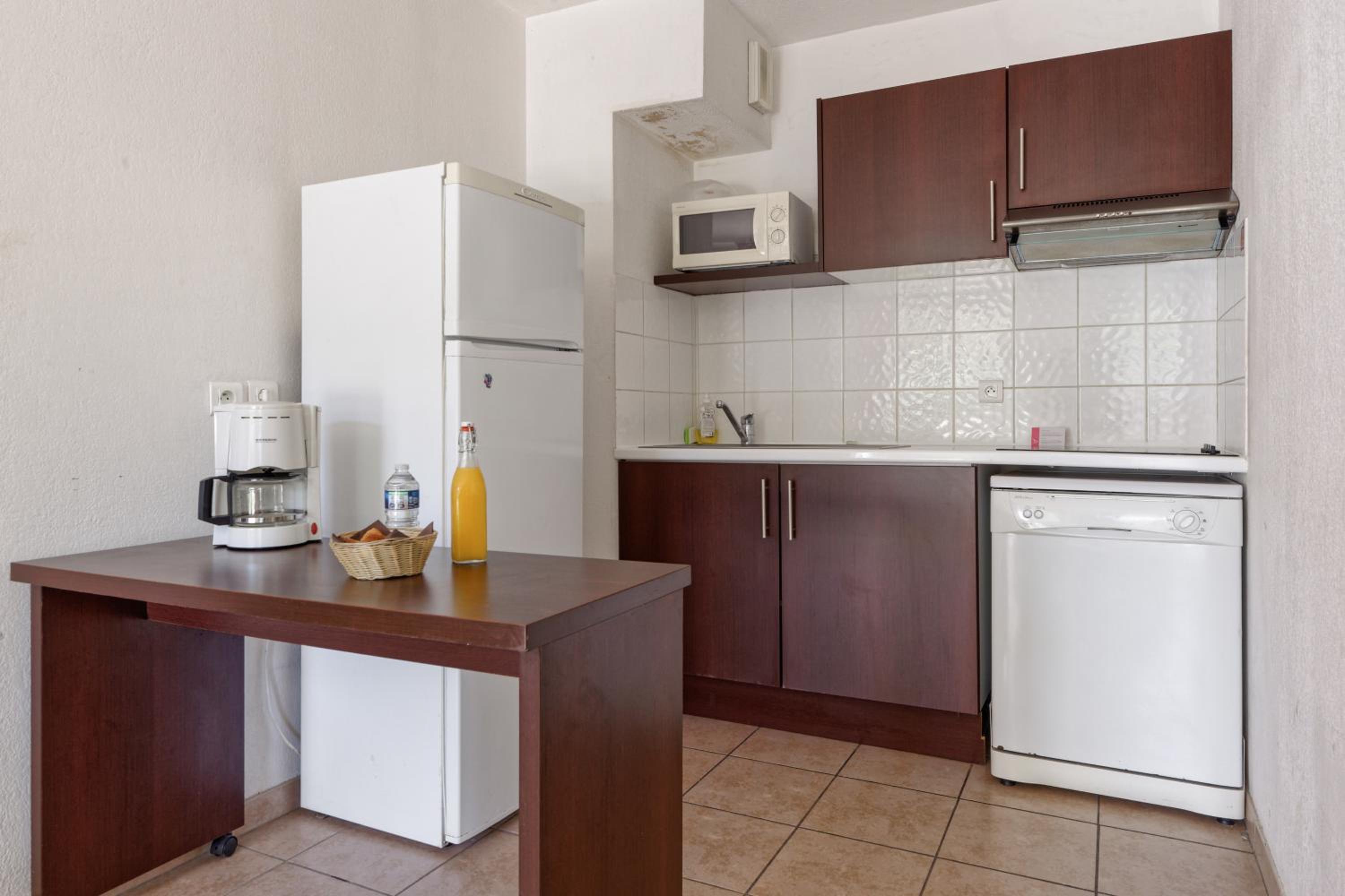 Two Bedrooms Villa - 6 People - Photo 4