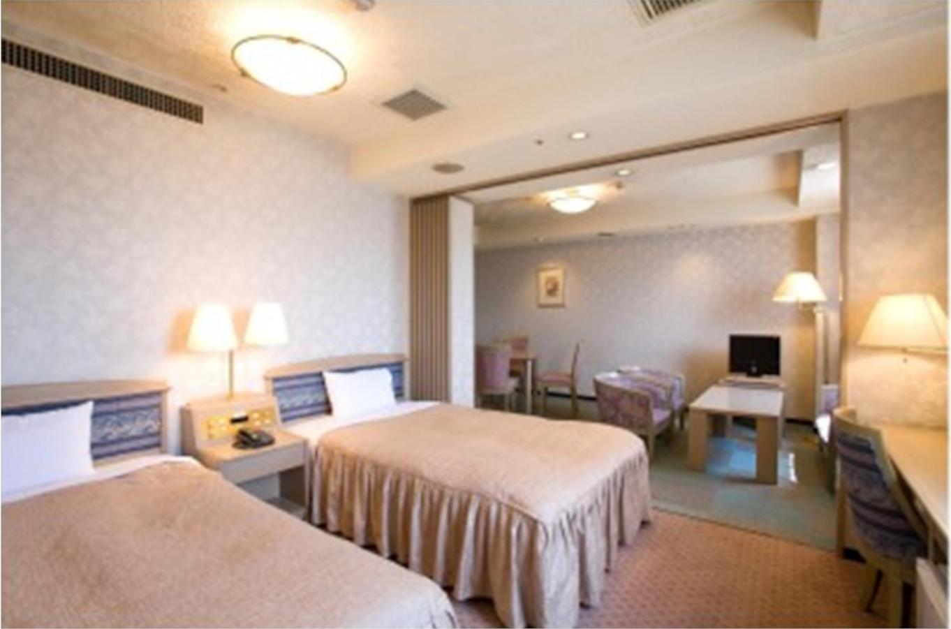 Executive Twin Room - Non-Smoking photo 1