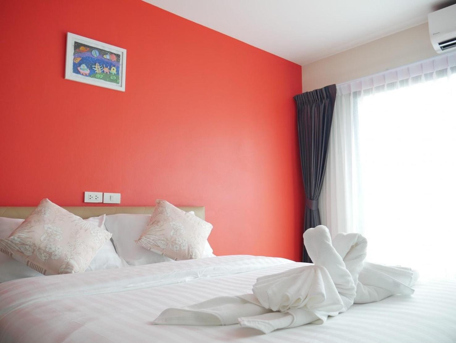 Double Room with Balcony - Photo 13