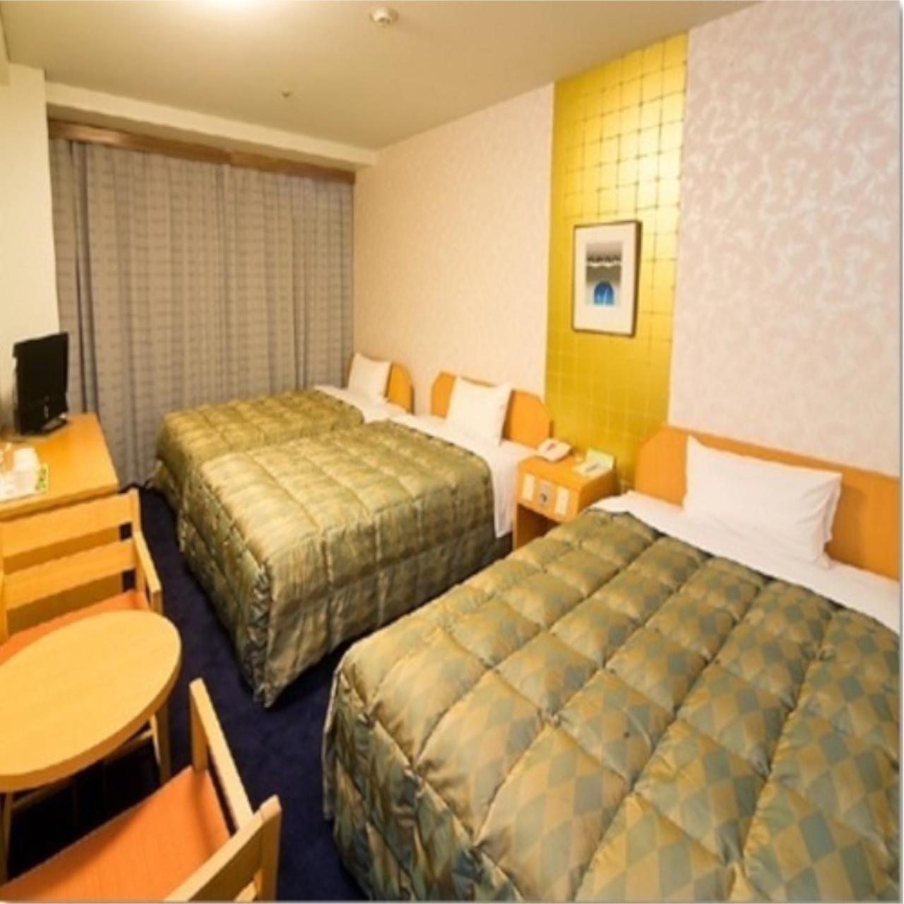 Twin Room with Extra Bed - Non-Smoking - Photo 1