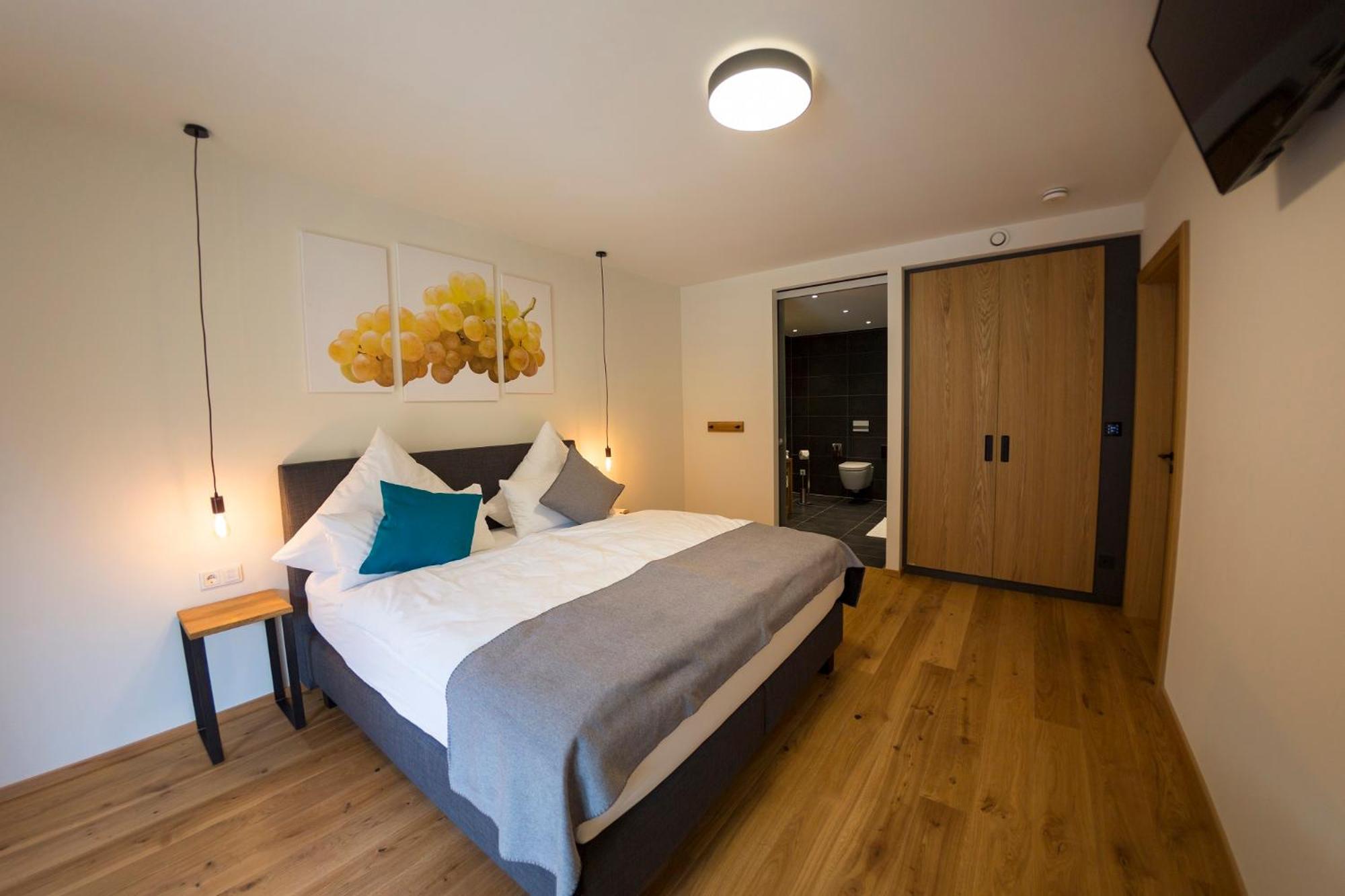 Double Room - Disability Access photo 1