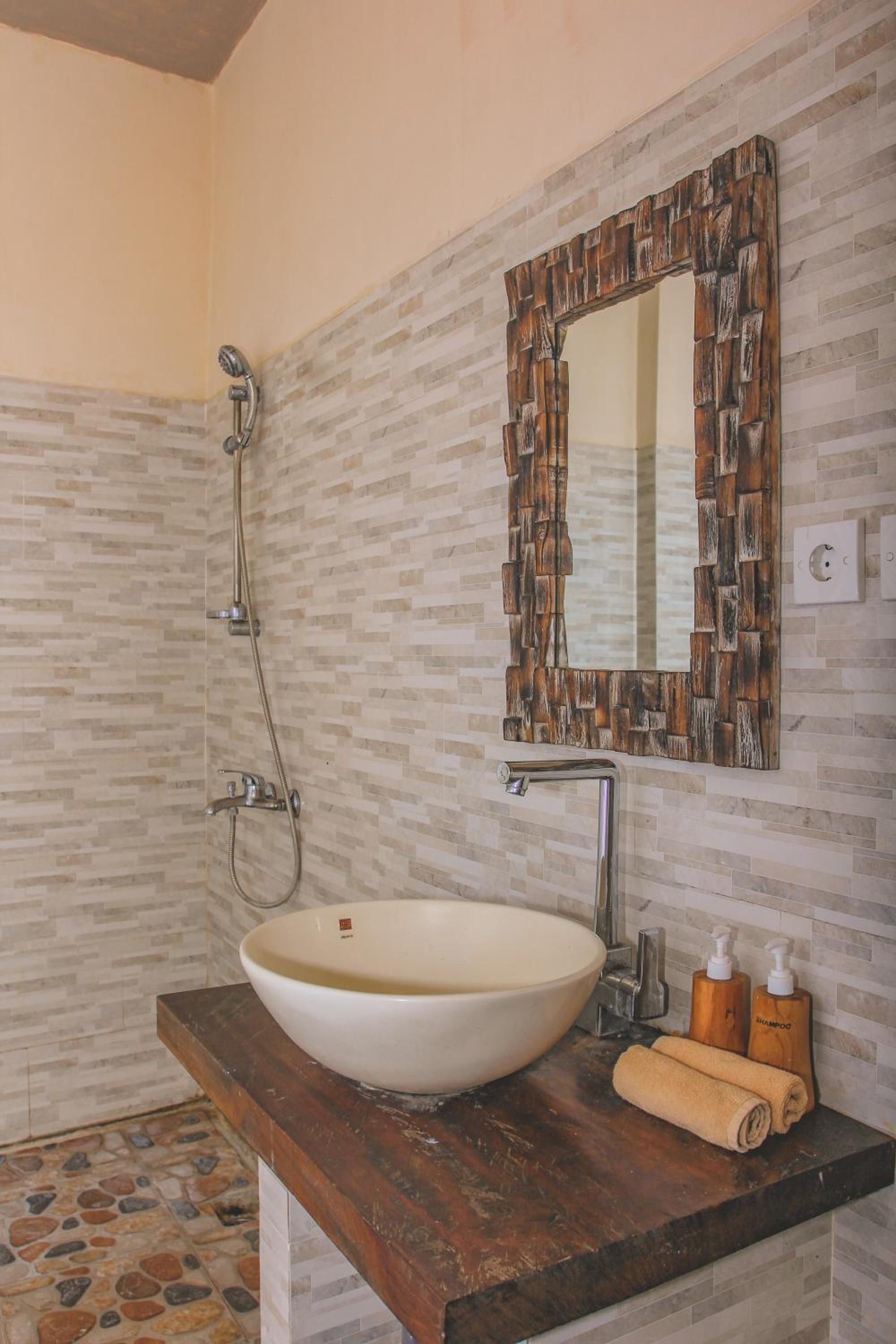 One-Bedroom Villa with Private Pool - Photo 5