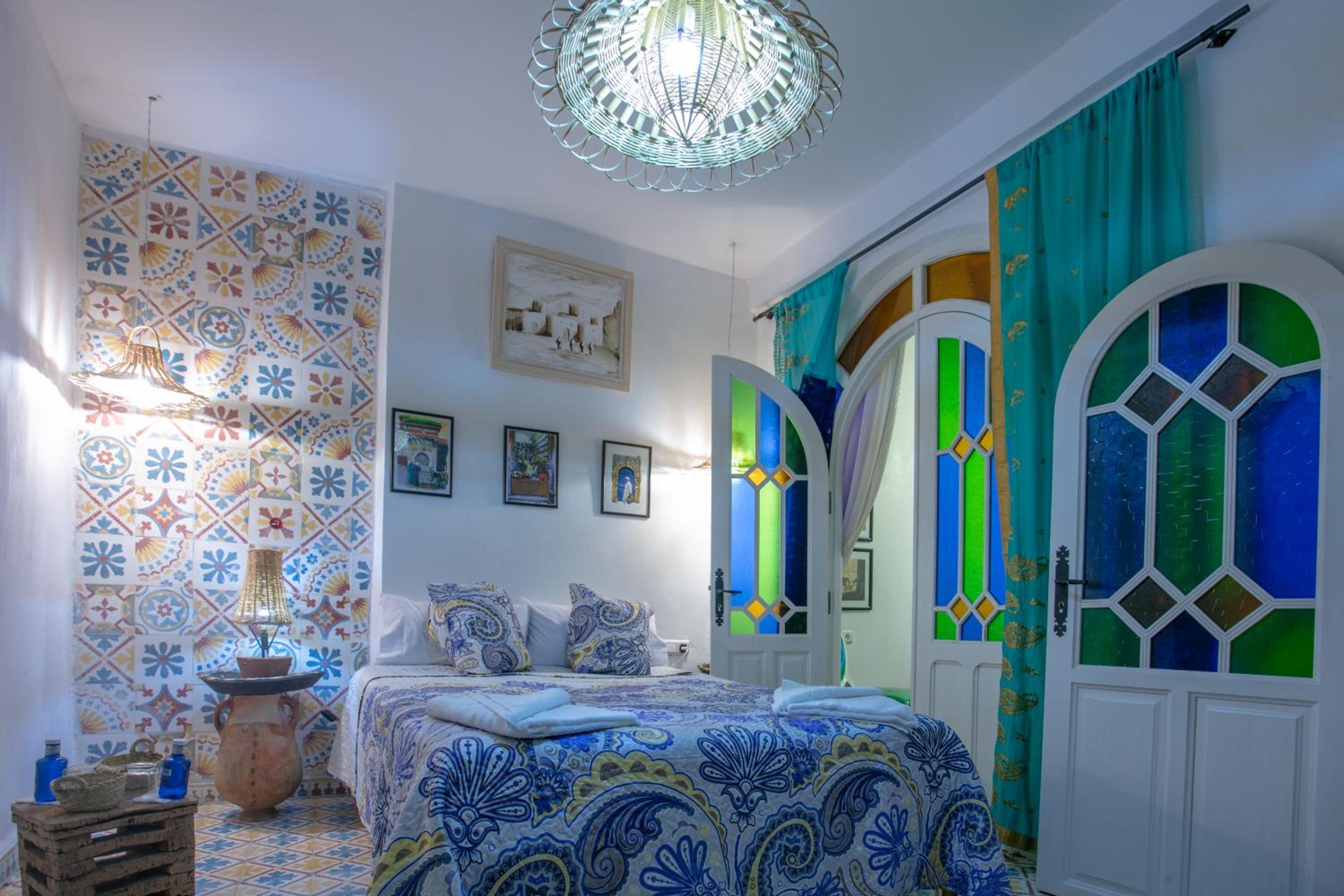 Double Room with Private Bathroom photo 2