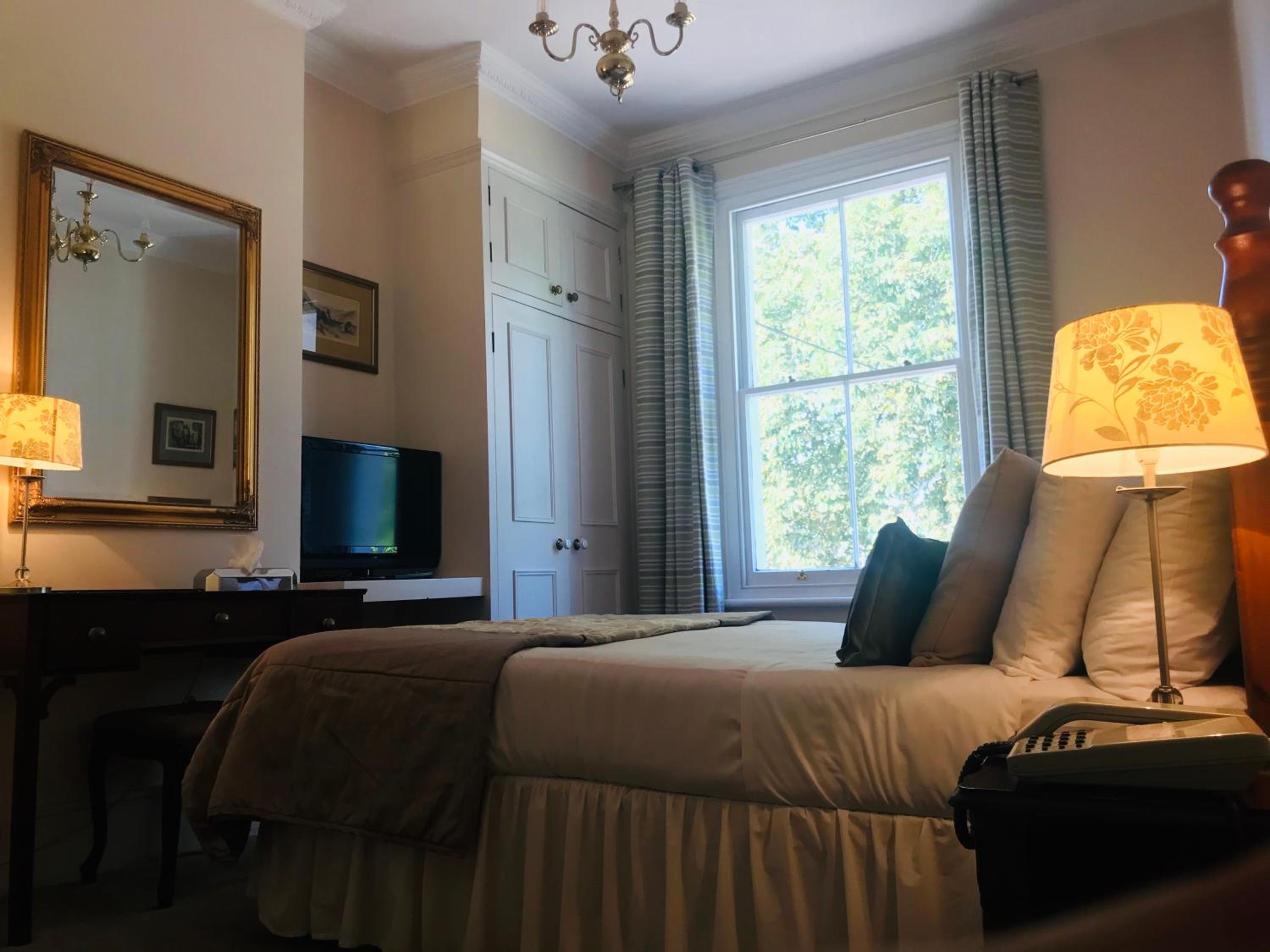Double Room - Photo 1