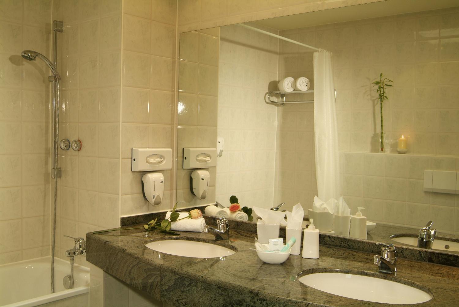 Double Room - Photo 9