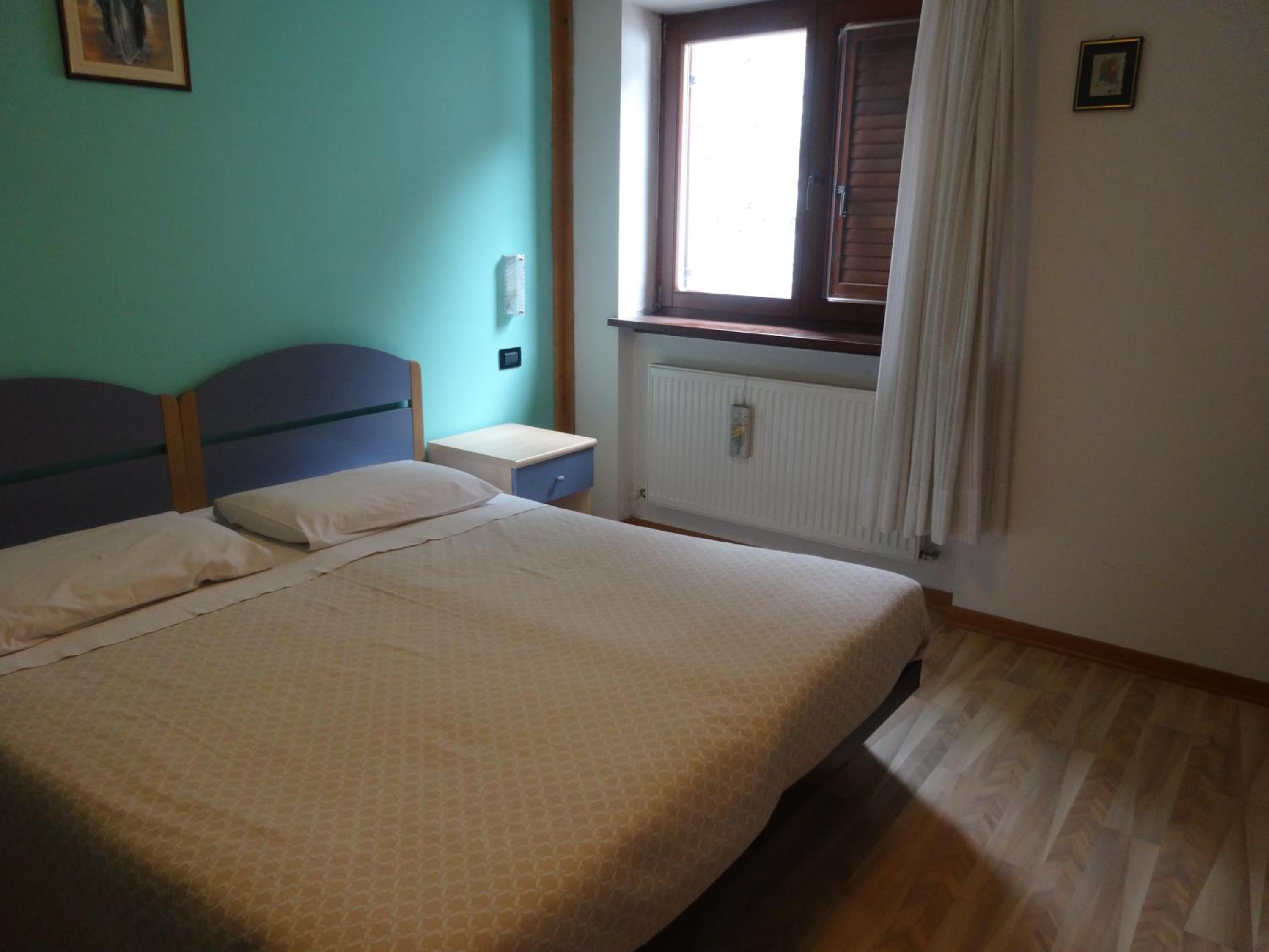 Double or Twin Room - Photo 3