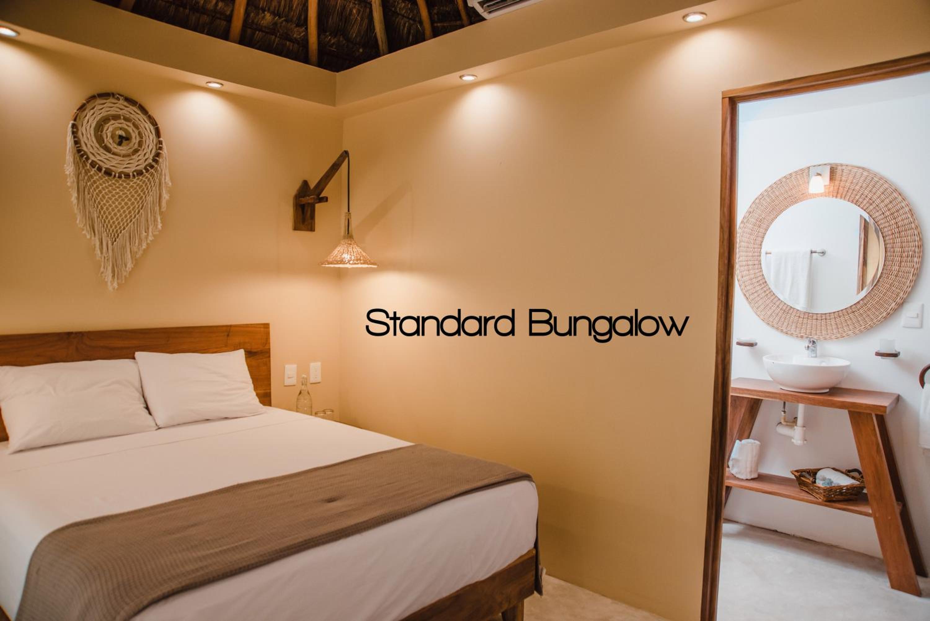 Standard Bungalow - Photo 1