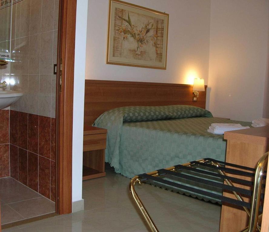 Single Room With Private Bathroom