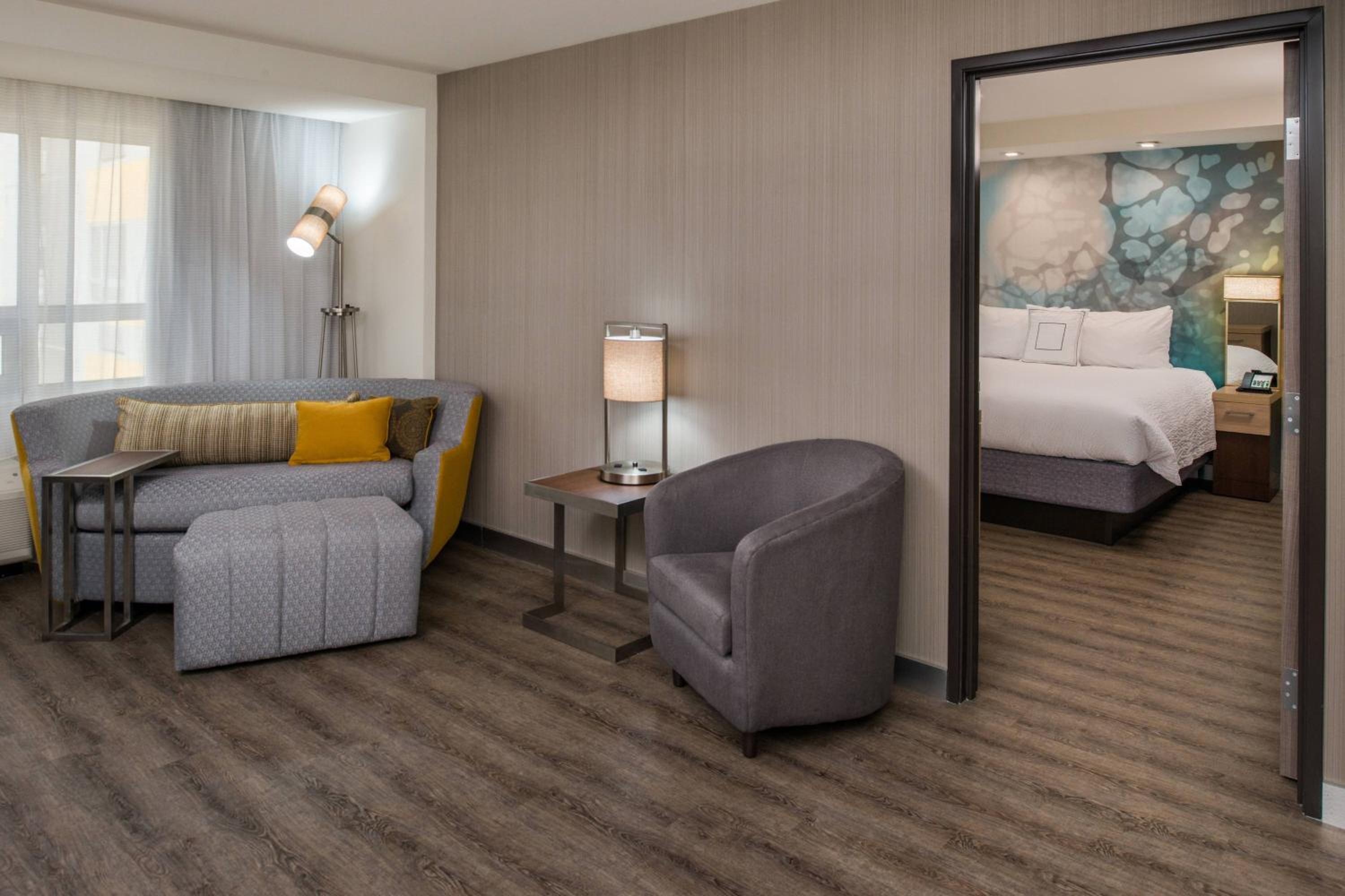 One-Bedroom King Suite with Sofa Bed - Hearing Accessible