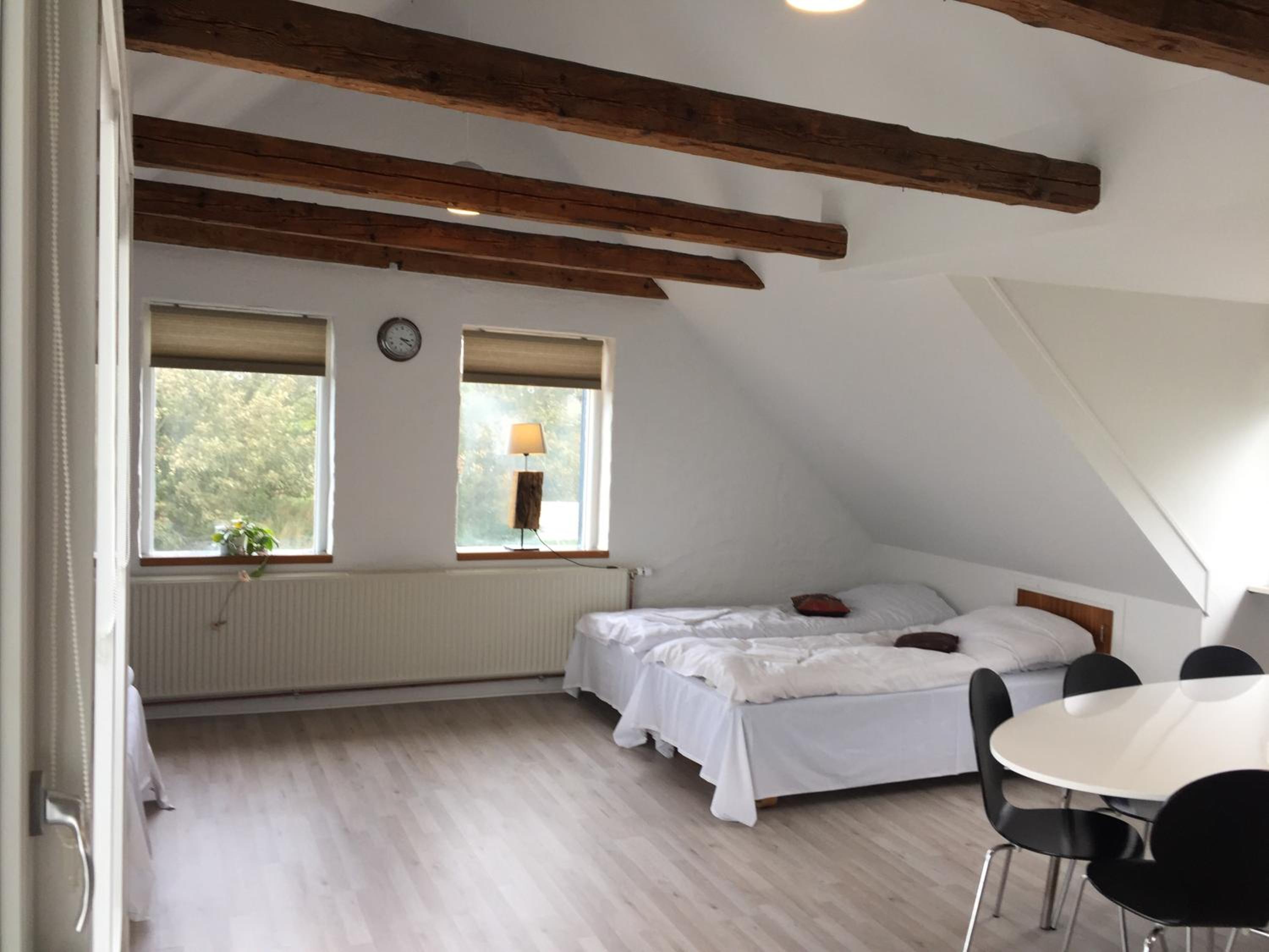 Suite with Balcony - Photo 8