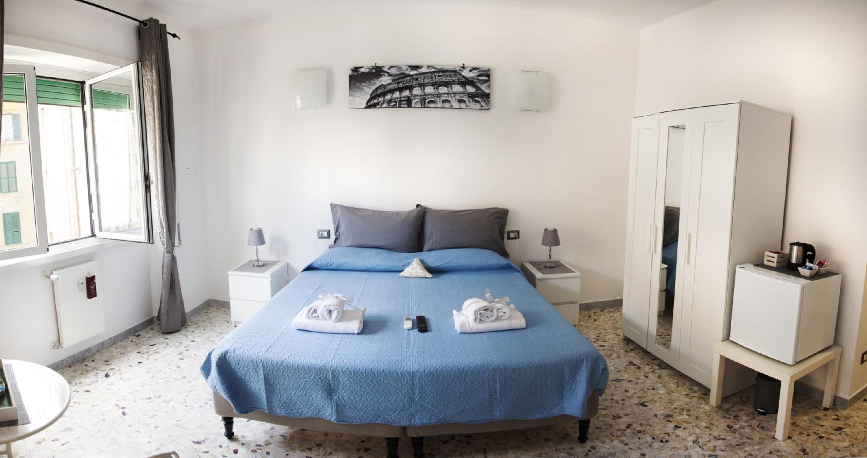 Large Double Or Twin Room