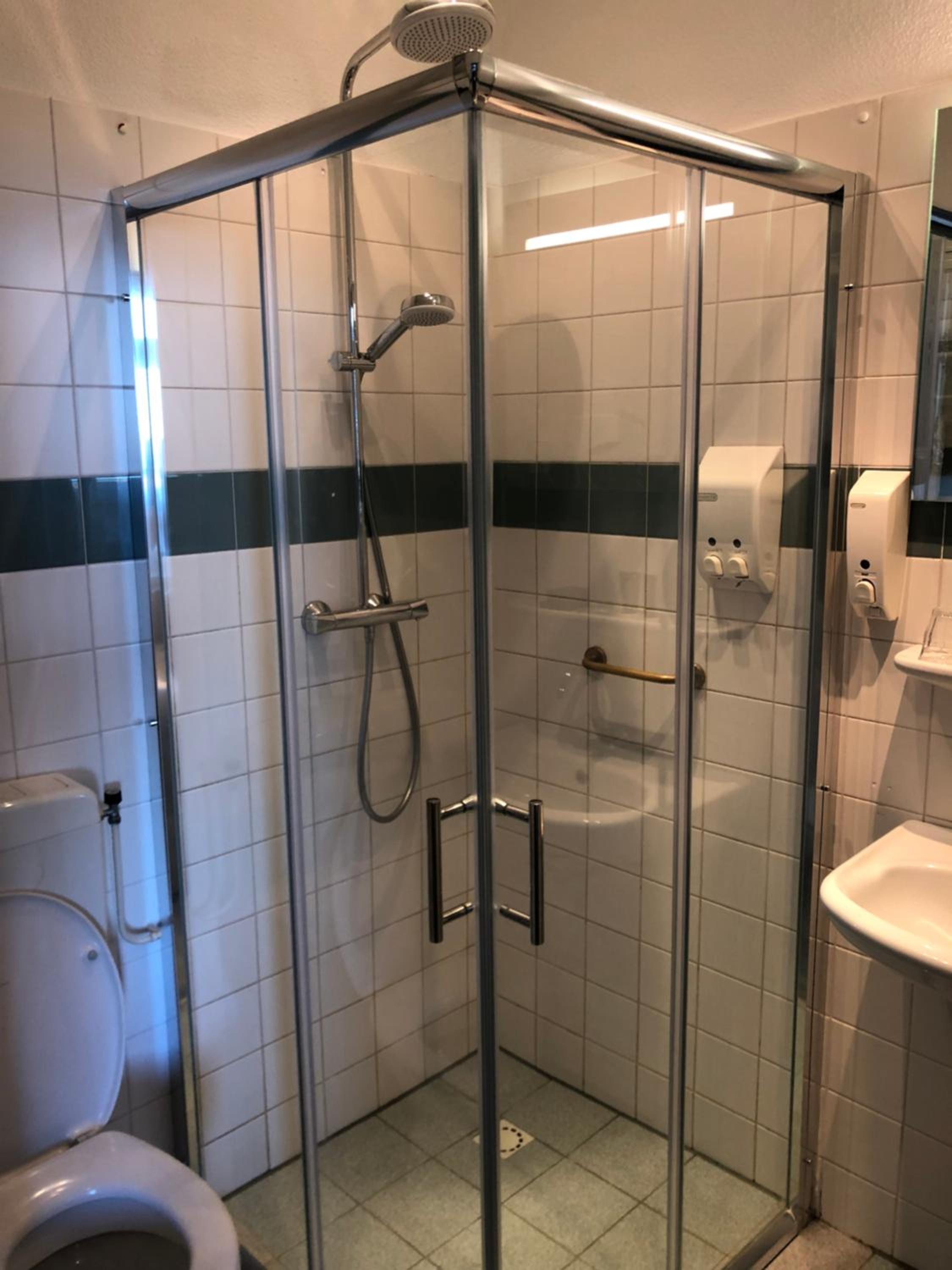 Double Room with Sea View - Ground Floor photo 2