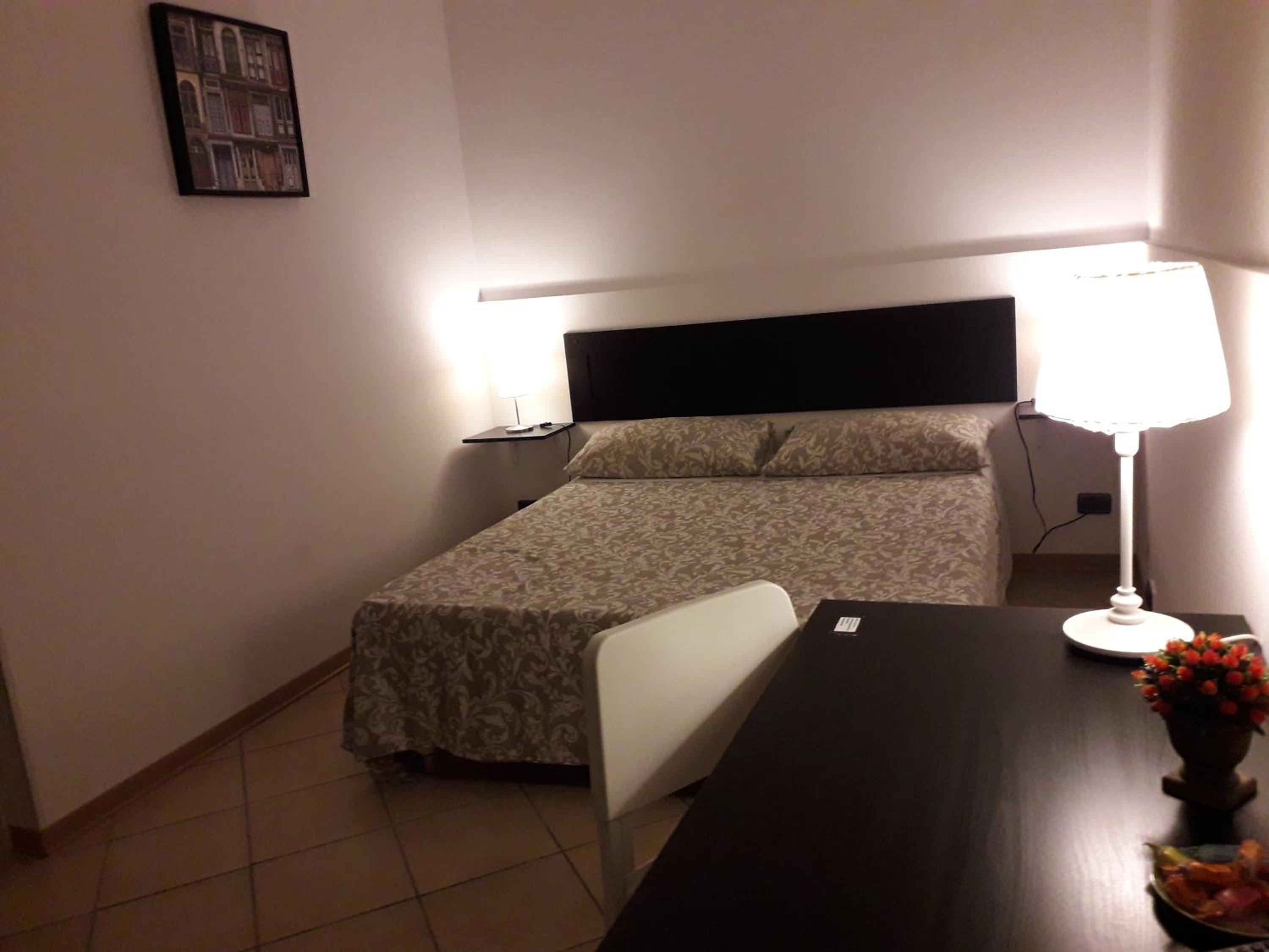 Deluxe Double Room - Photo 3