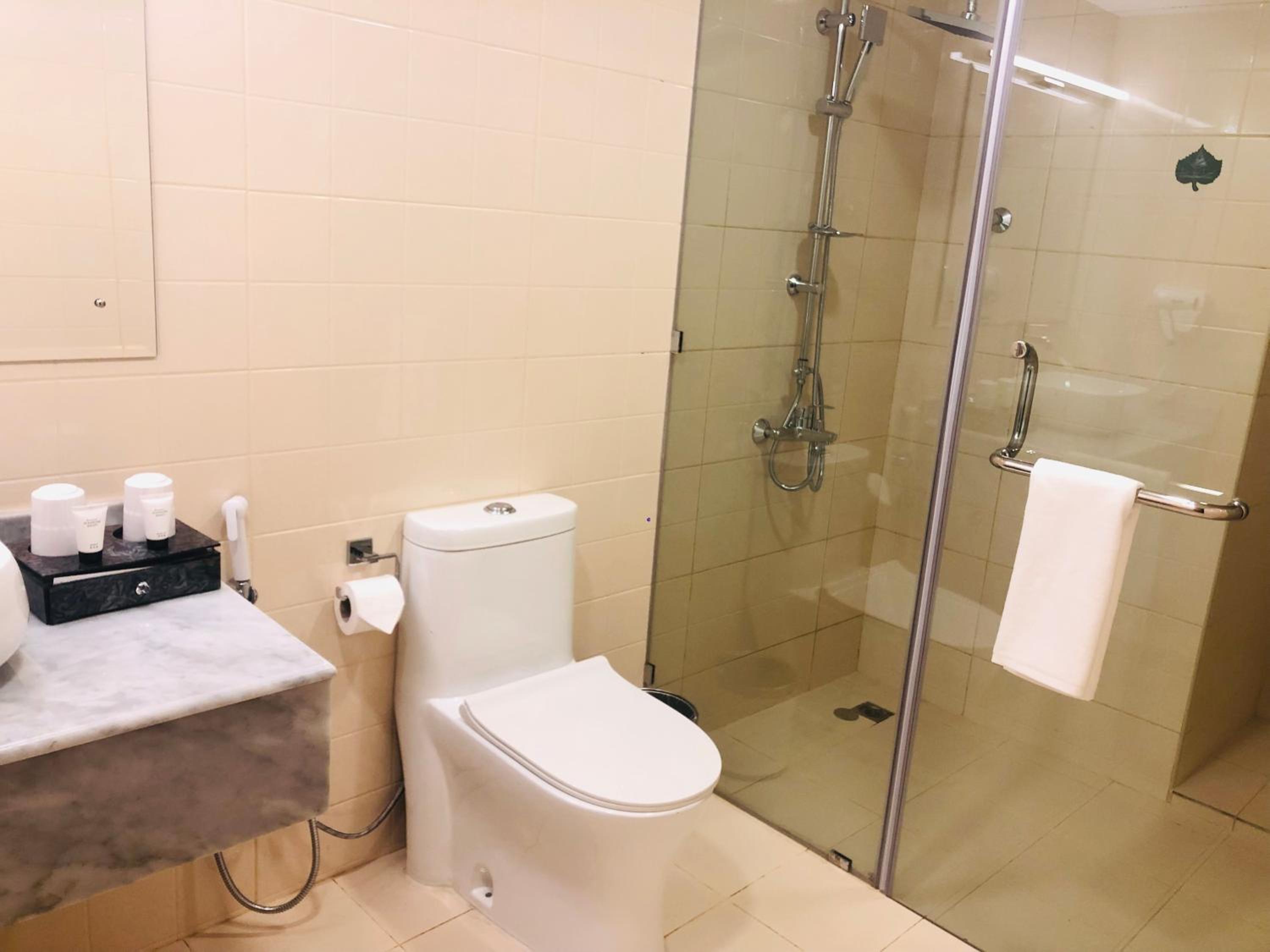 Standard Double Room - Photo 15