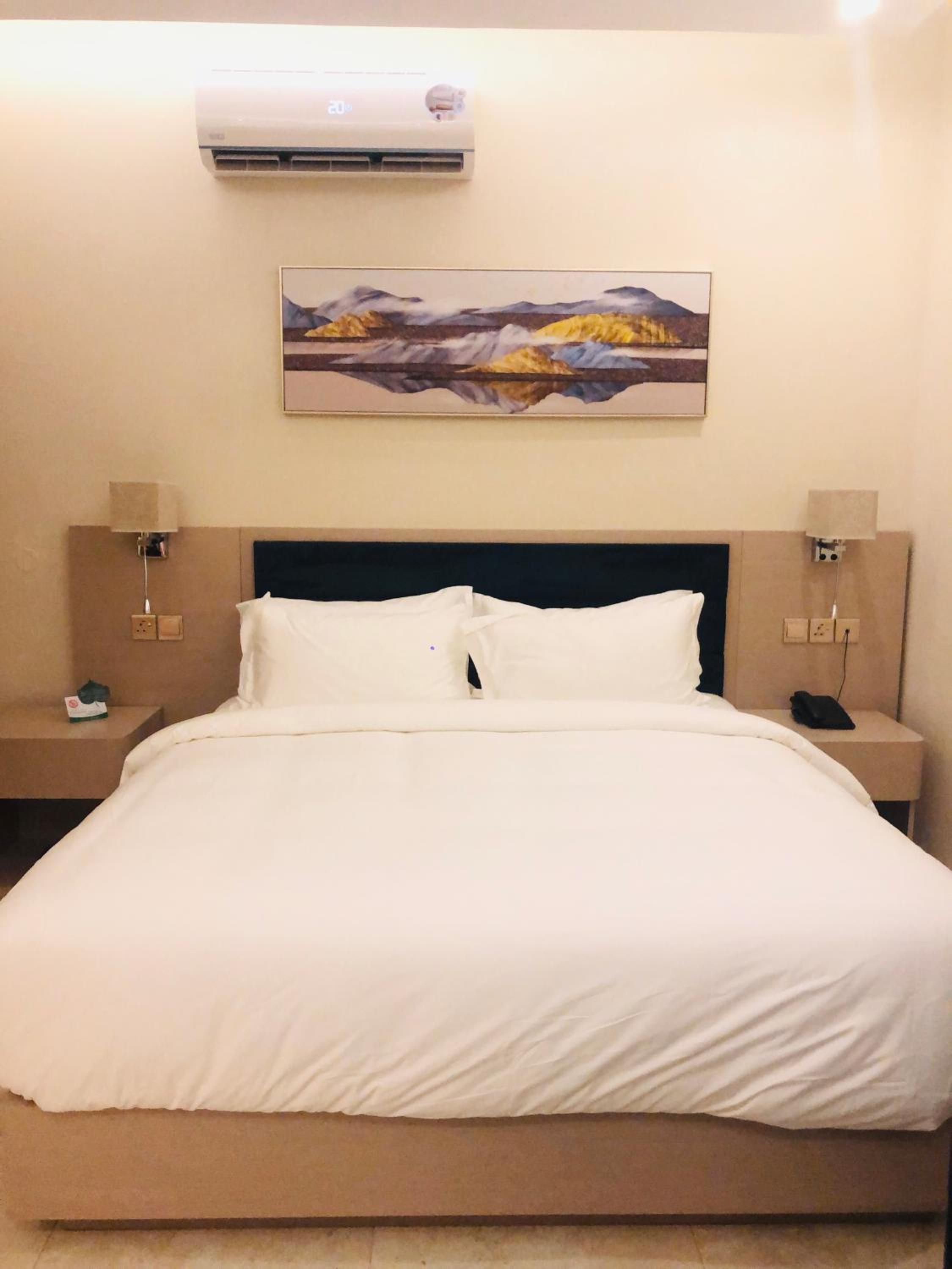 Standard Double Room - Photo 4