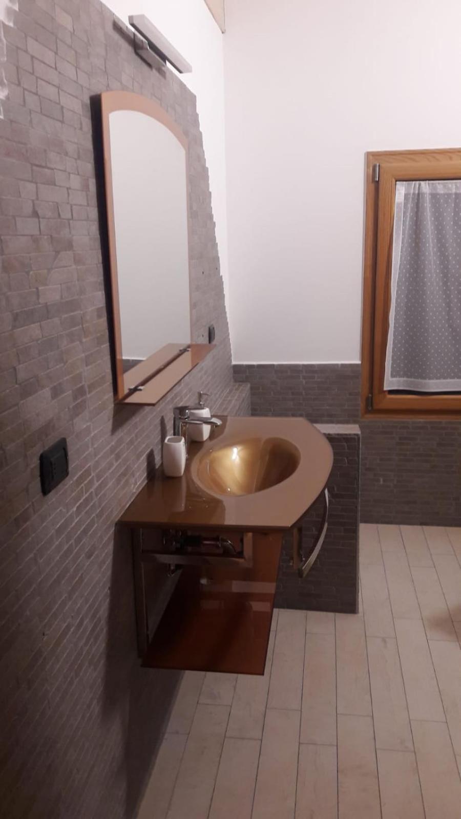 Quadruple Room with Private Bathroom photo 3