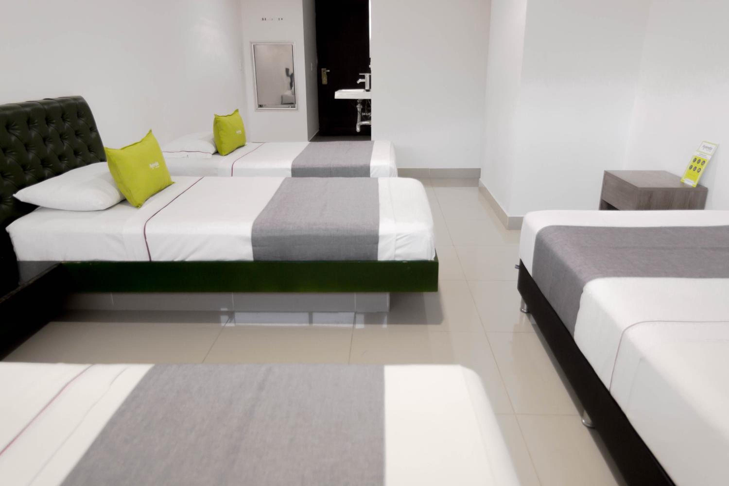 Quadruple Room photo 2