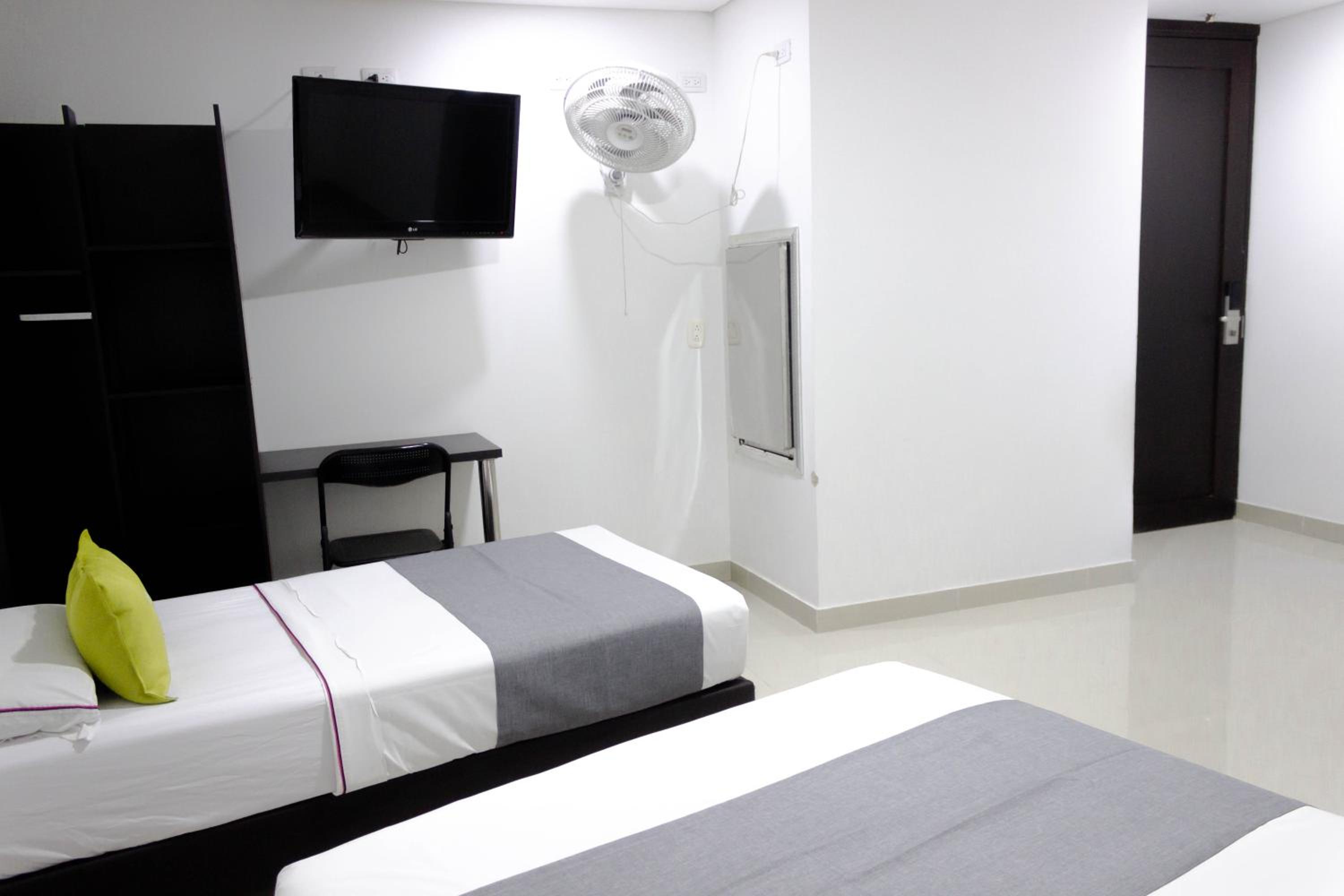 Budget Twin Room photo 1