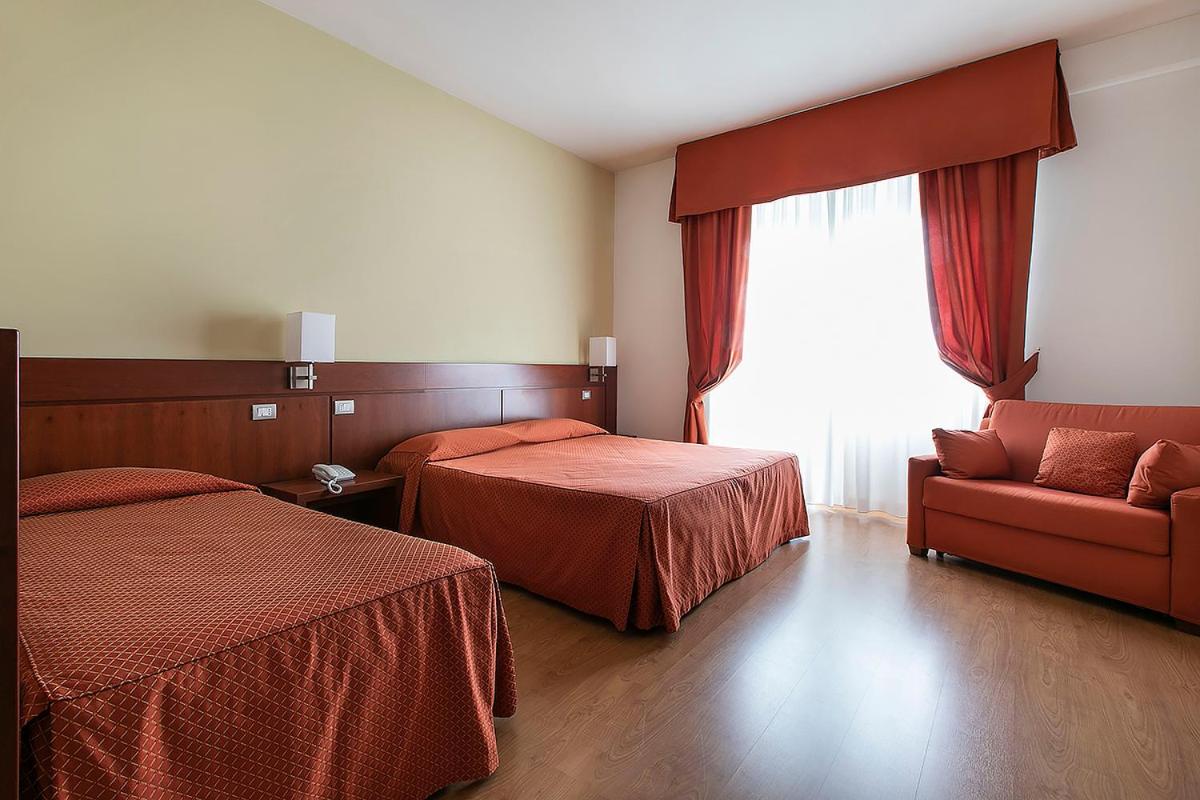 Quadruple Room photo 3