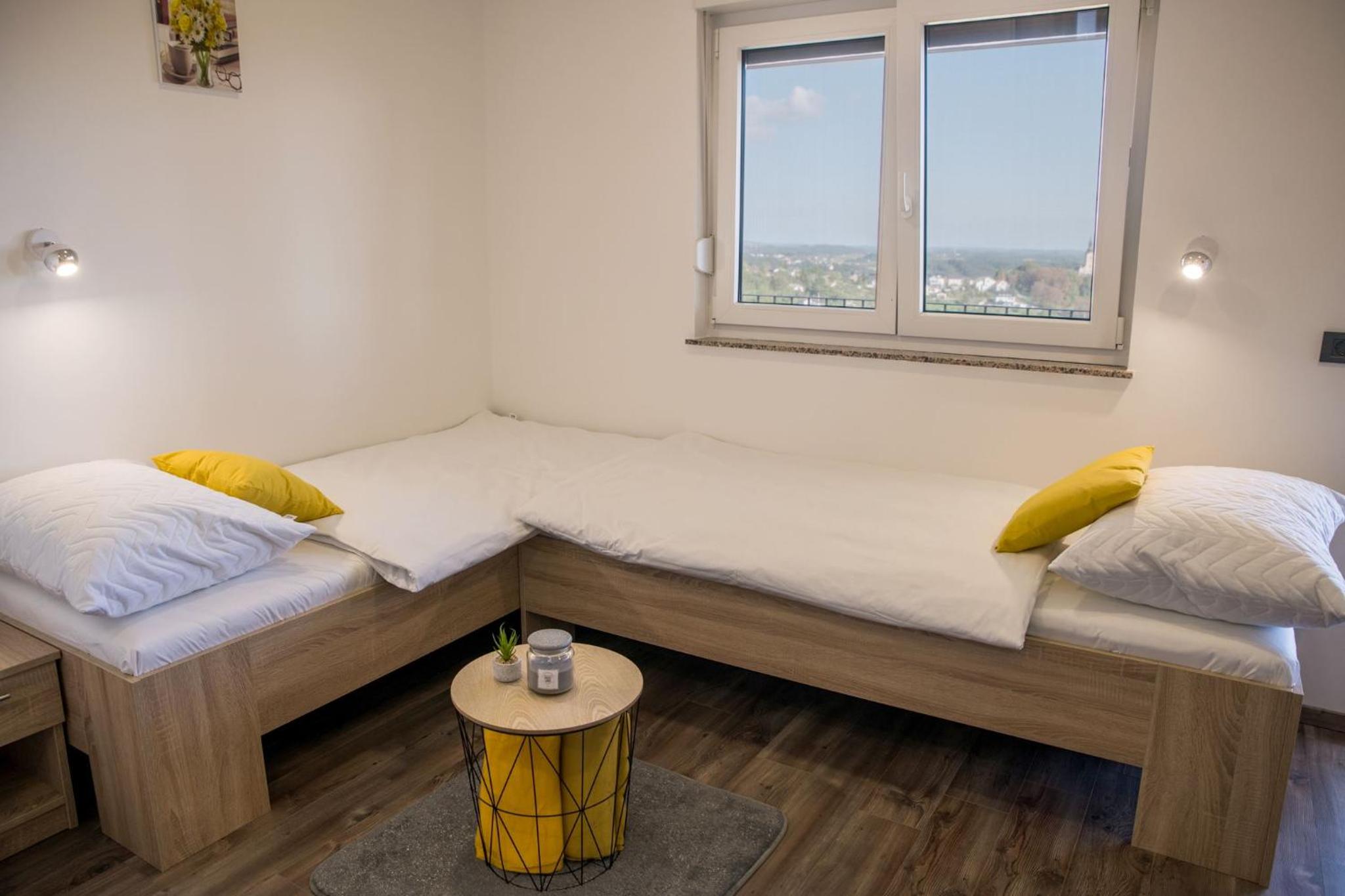 One-Bedroom Apartment photo 1