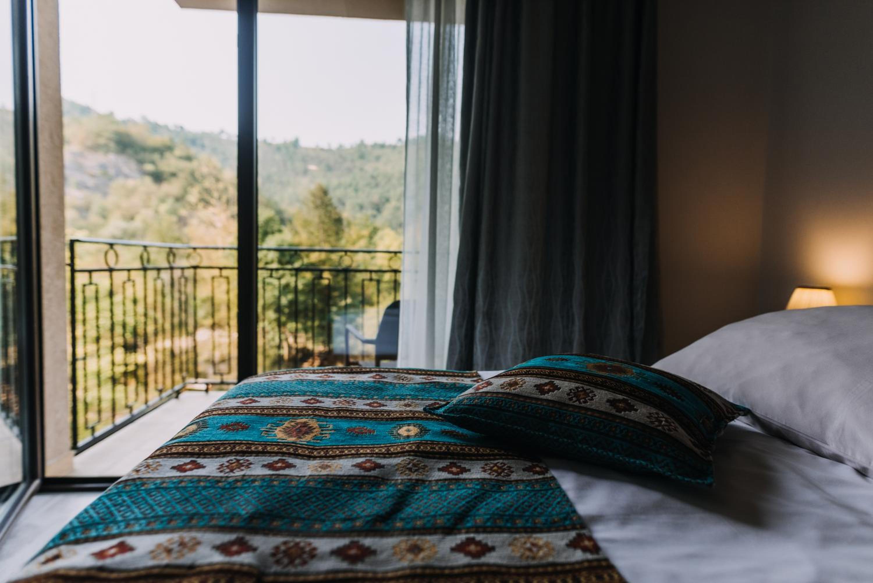 Superior Double Room with River View and balcony - Photo 15