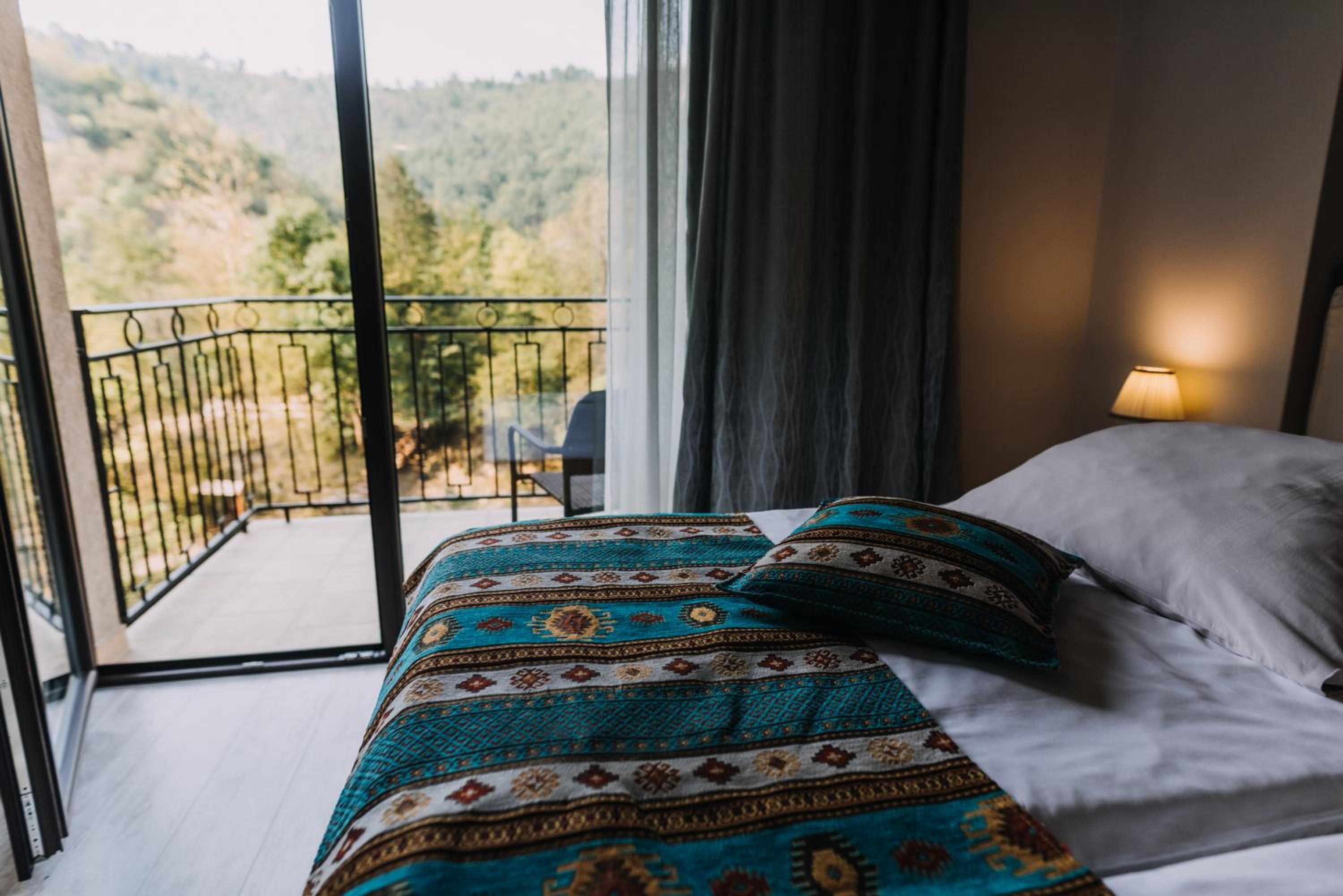 Superior Double Room with River View and balcony - Photo 1